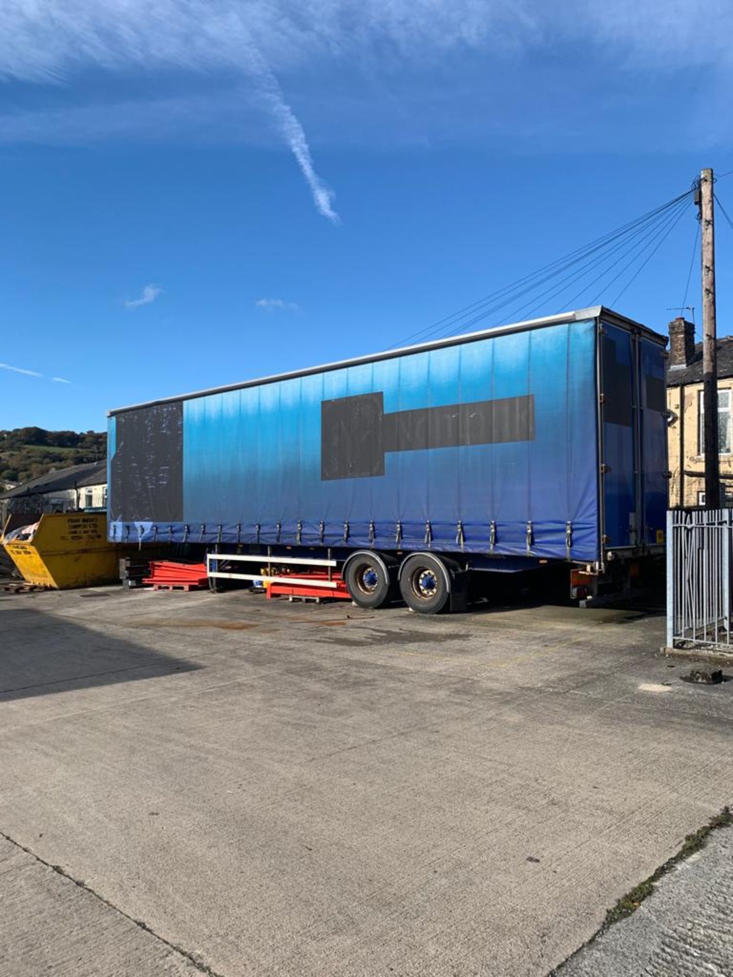 SDC 13500 X 2550 Twin Axle Curtain Sided Trailer (2004) and Contents of Timber Offcuts
