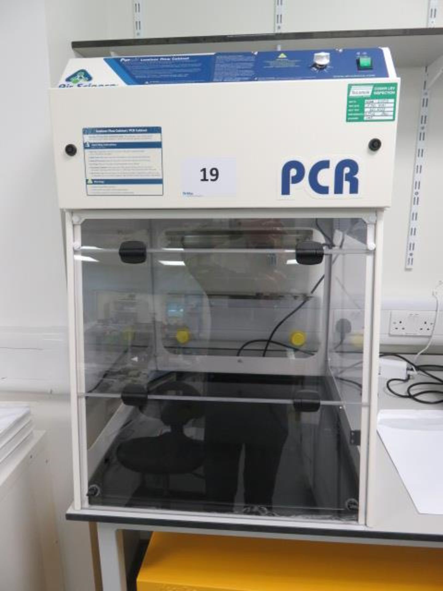 Puair Model PCR-24 60cm width Bench-Top Laminar Flow Cabinet. Serial No. PCR94431