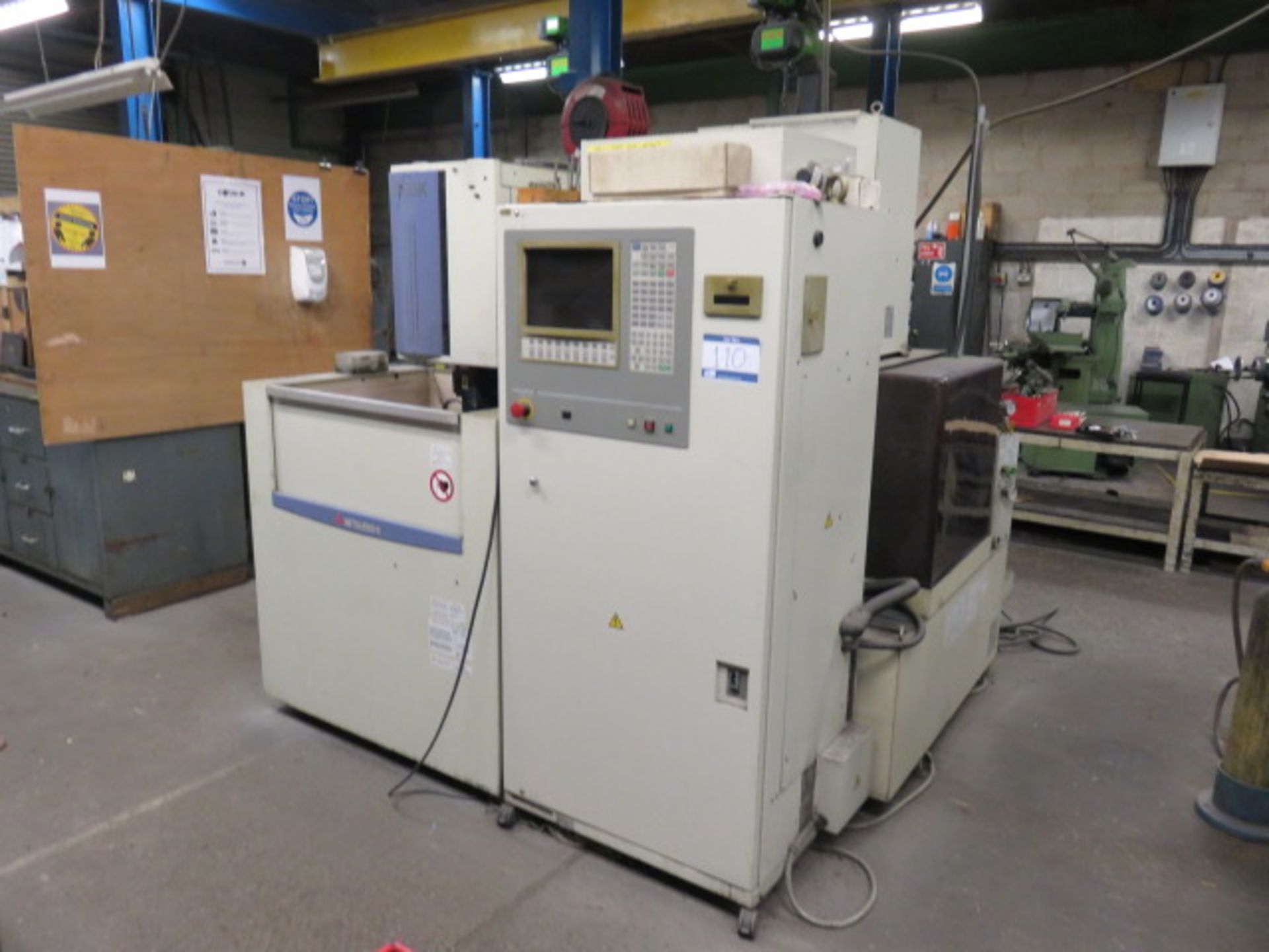 Mitsubushi FX10K CNC Wire Cutting Serial No.EDM01K10950 (2001) with Mitsubishi HE-UV3-03A Mist Coole