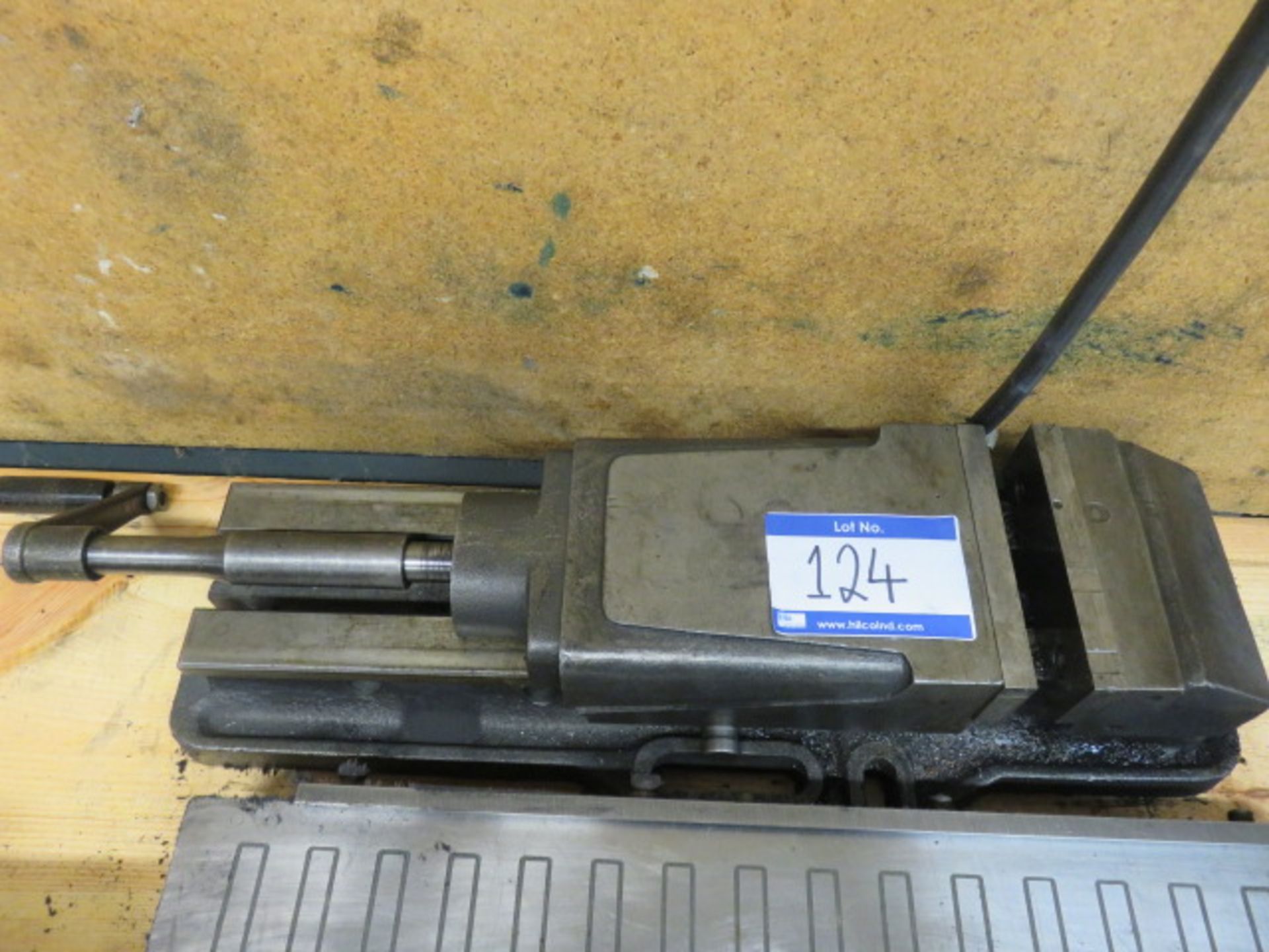 6in Unbranded Machine Vice As Lotted