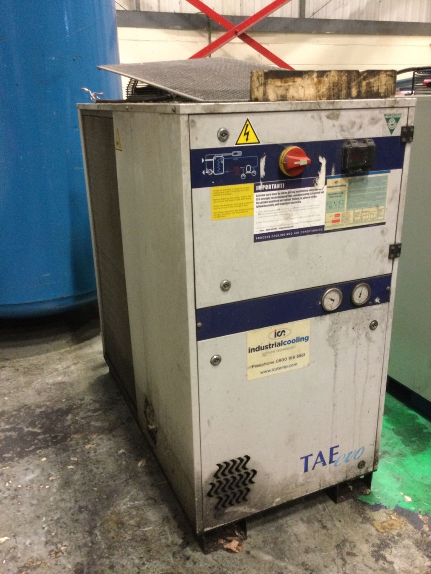 1 ICS, IC305, Water Packaged Water Chiller Unit, Disconnected, 8.3kw Rated, Serial Number: 220020127