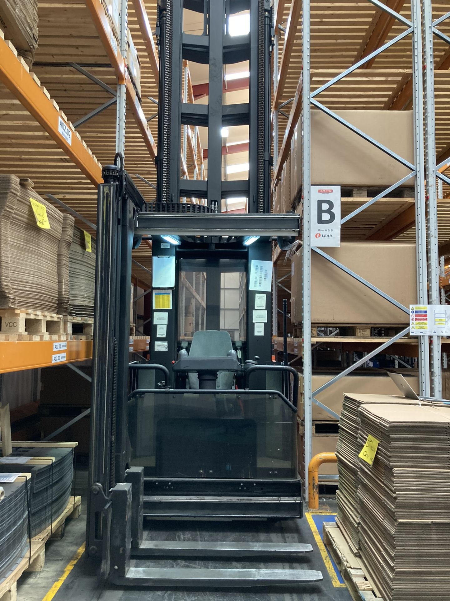 1 BT (Toyota) Vector, VCE 150A, Very narrow aisle electric forklift with charger, Serial Number: 64
