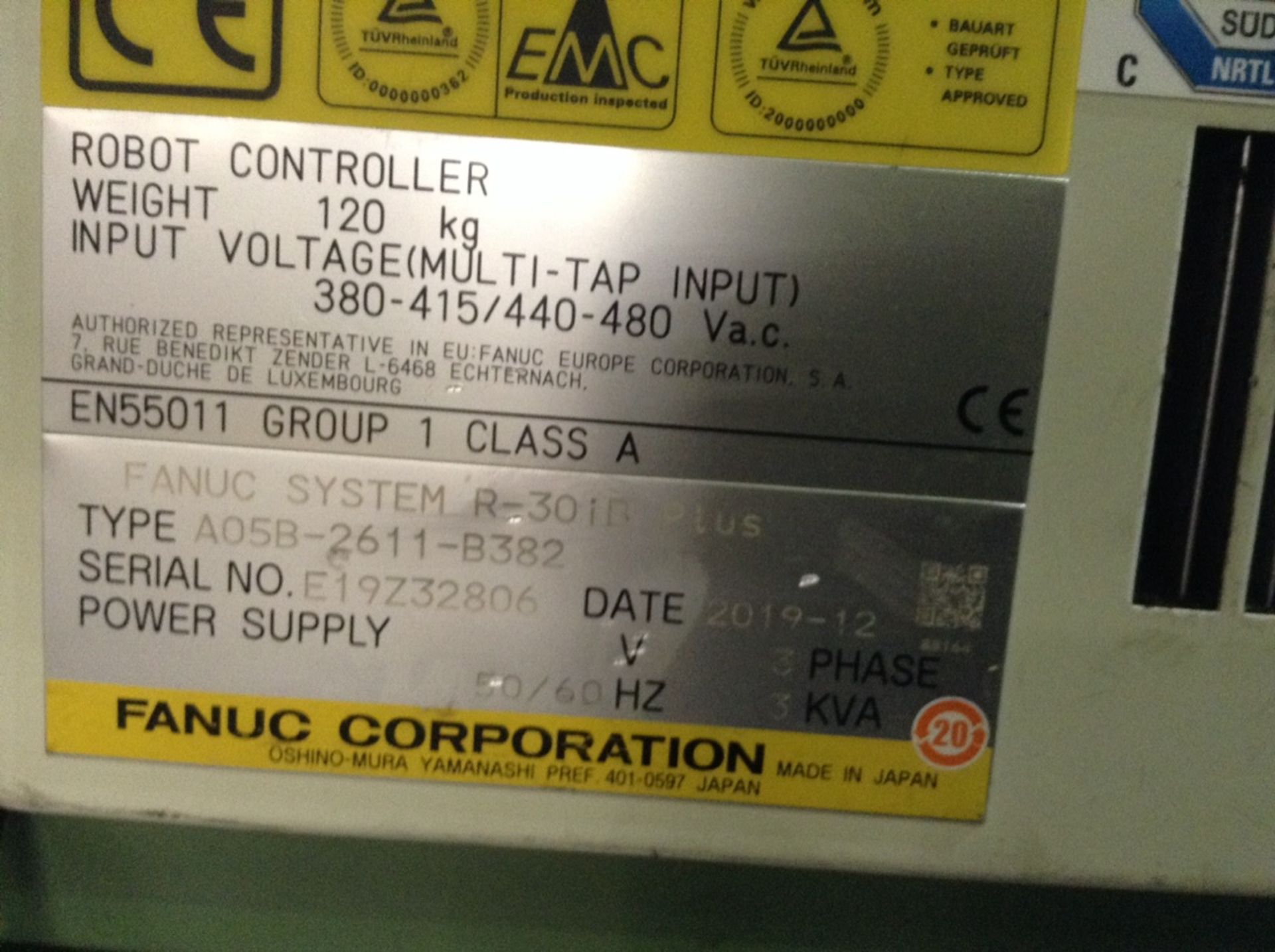 1 Fanuc , M-20iB25 , 6-axes 25kg payload Robot, Floor Mounted, with controller model R-30iR Plus, An - Image 4 of 4