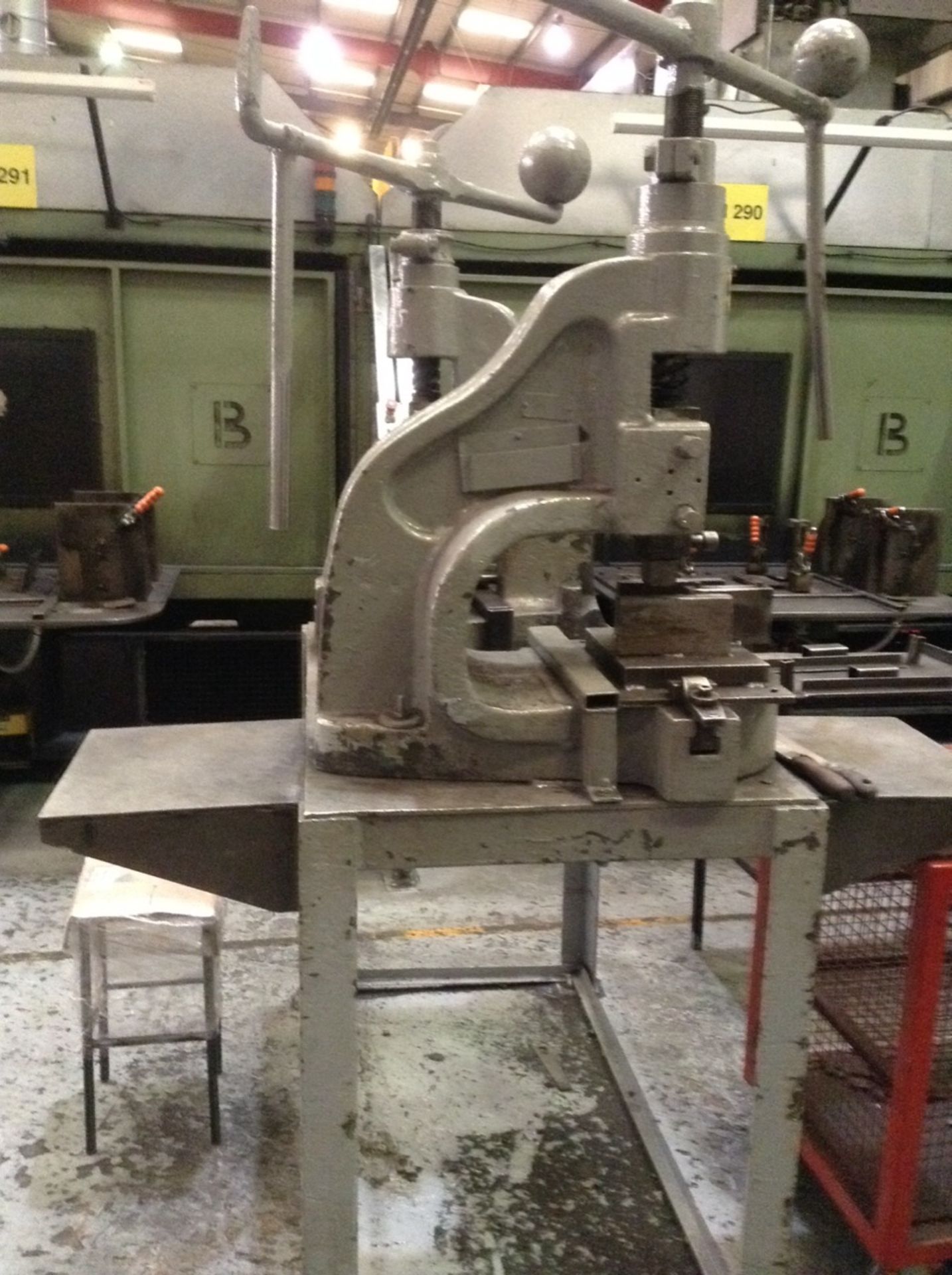1 Norton, 5 DB, Two Fly presses (1 x Norton, 1 x No.7), both items fixed to fabricated steel bench - Image 3 of 4