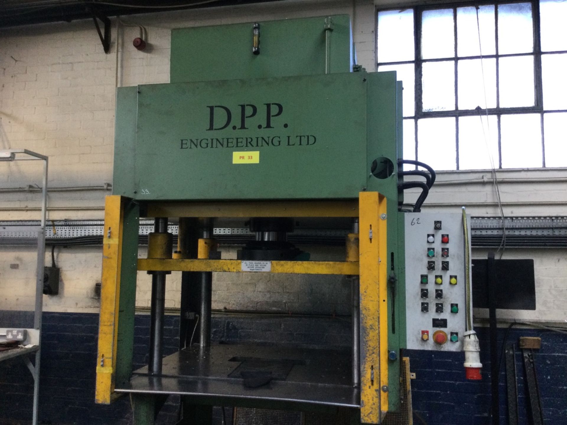 1 DPP Engineering Ltd , HP30T, 30-Ton Rated Hydrau