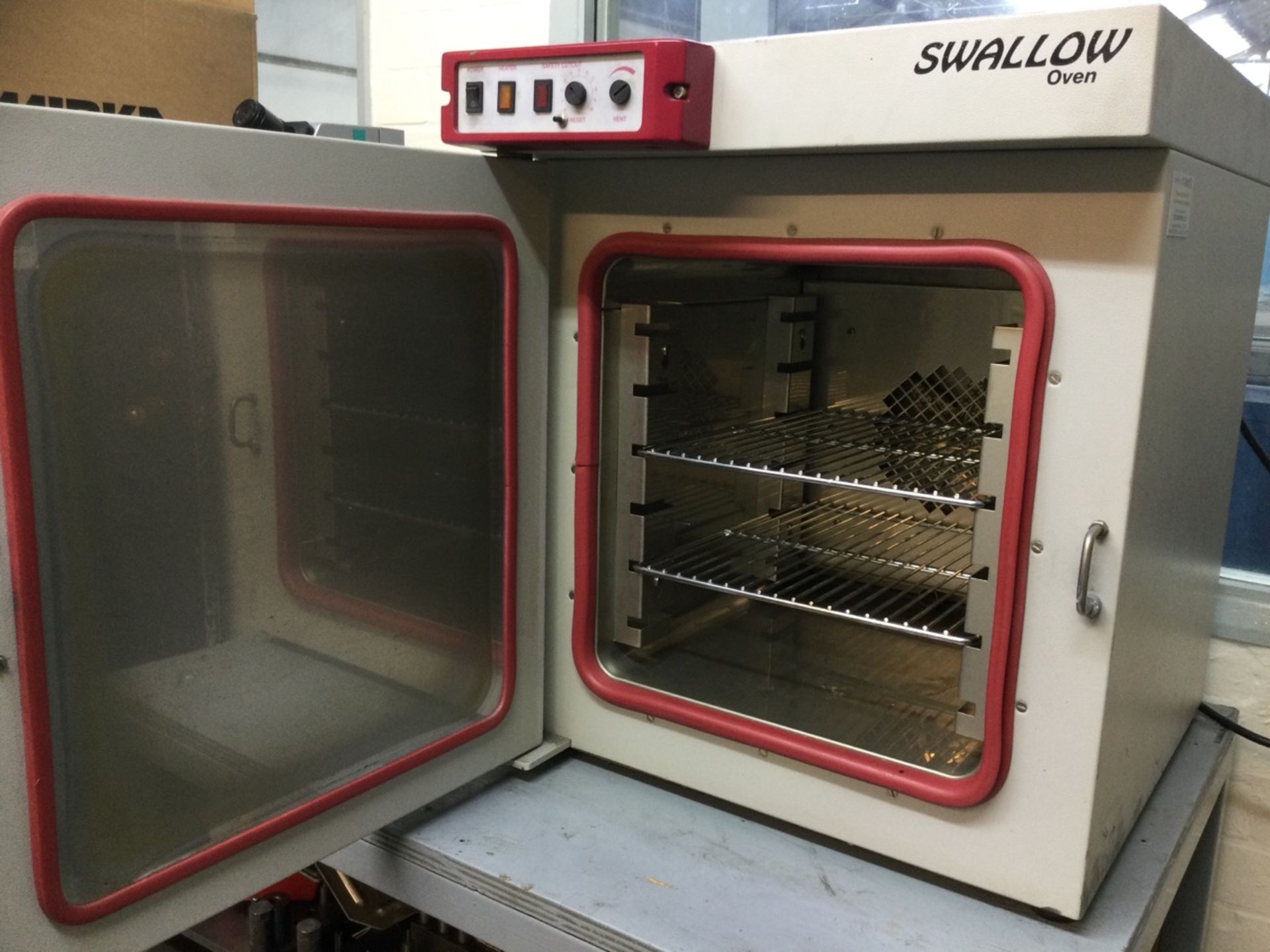 1 Swallow, Counter top oven, Serial Number: J2837 - Image 4 of 4