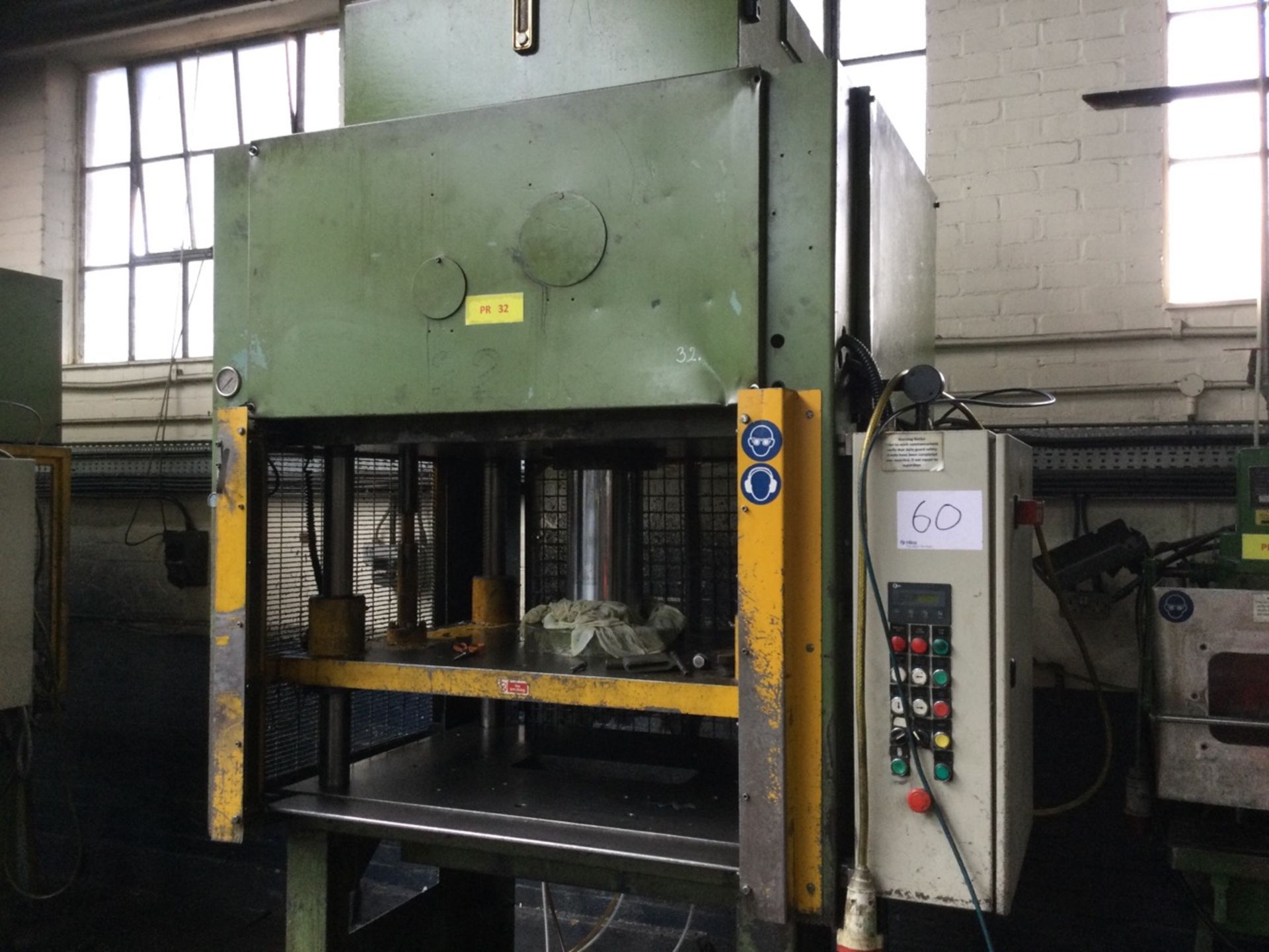 1 Unbranded, 30-ton hydraulic trim press with ligh - Image 2 of 3