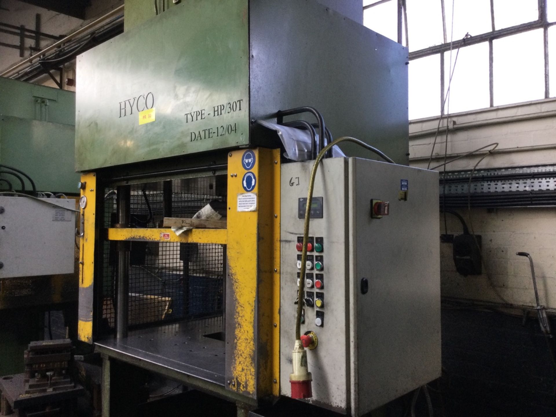 1 Hyco, HP/30T, 30-Ton Rated Hydraulic trim press - Image 3 of 3