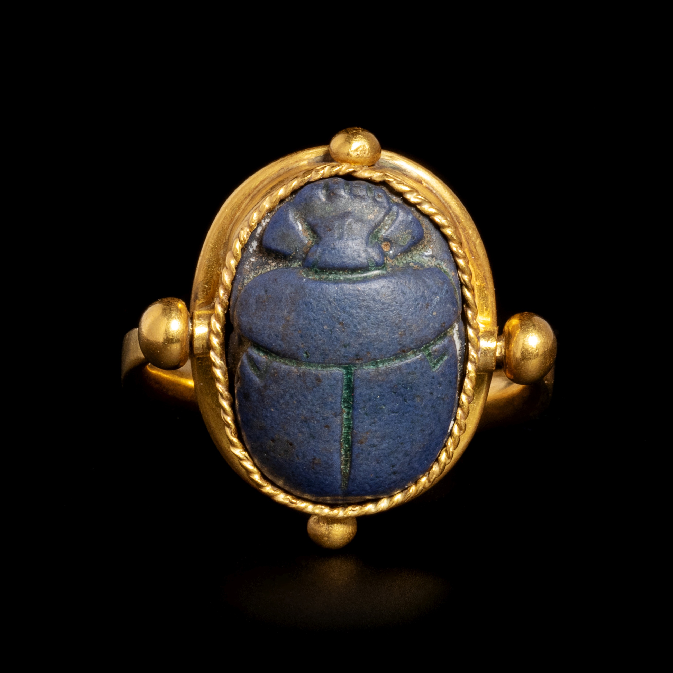 An Egyptian Faience Scarab Swivel Ring Ring size 7 1/2; Length of scarab 1/2 inch (1.25 cm). - Image 2 of 4