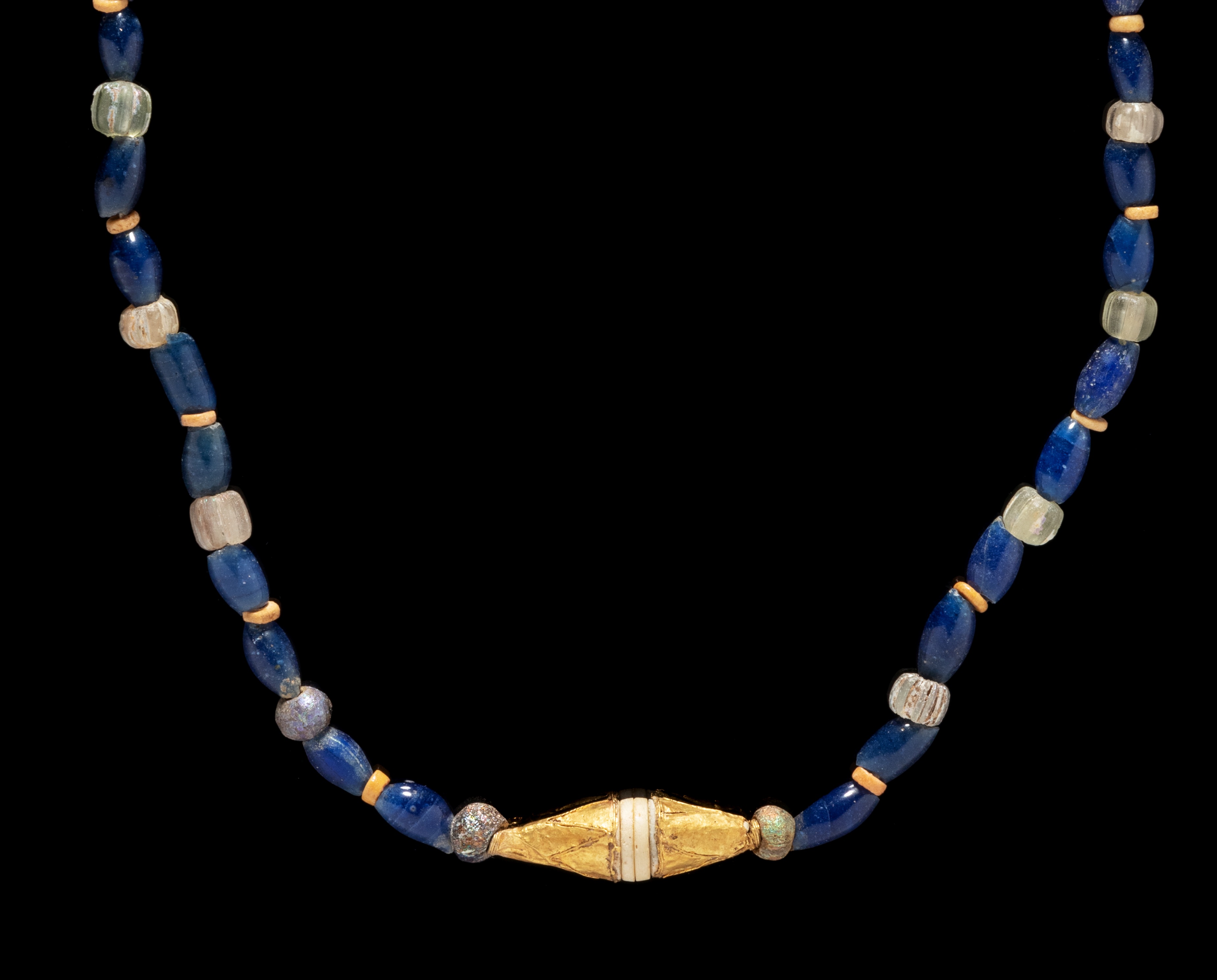 A Roman Gold and Glass Bead Necklace  Length 19 13/16 inches (25 cm). - Image 5 of 6