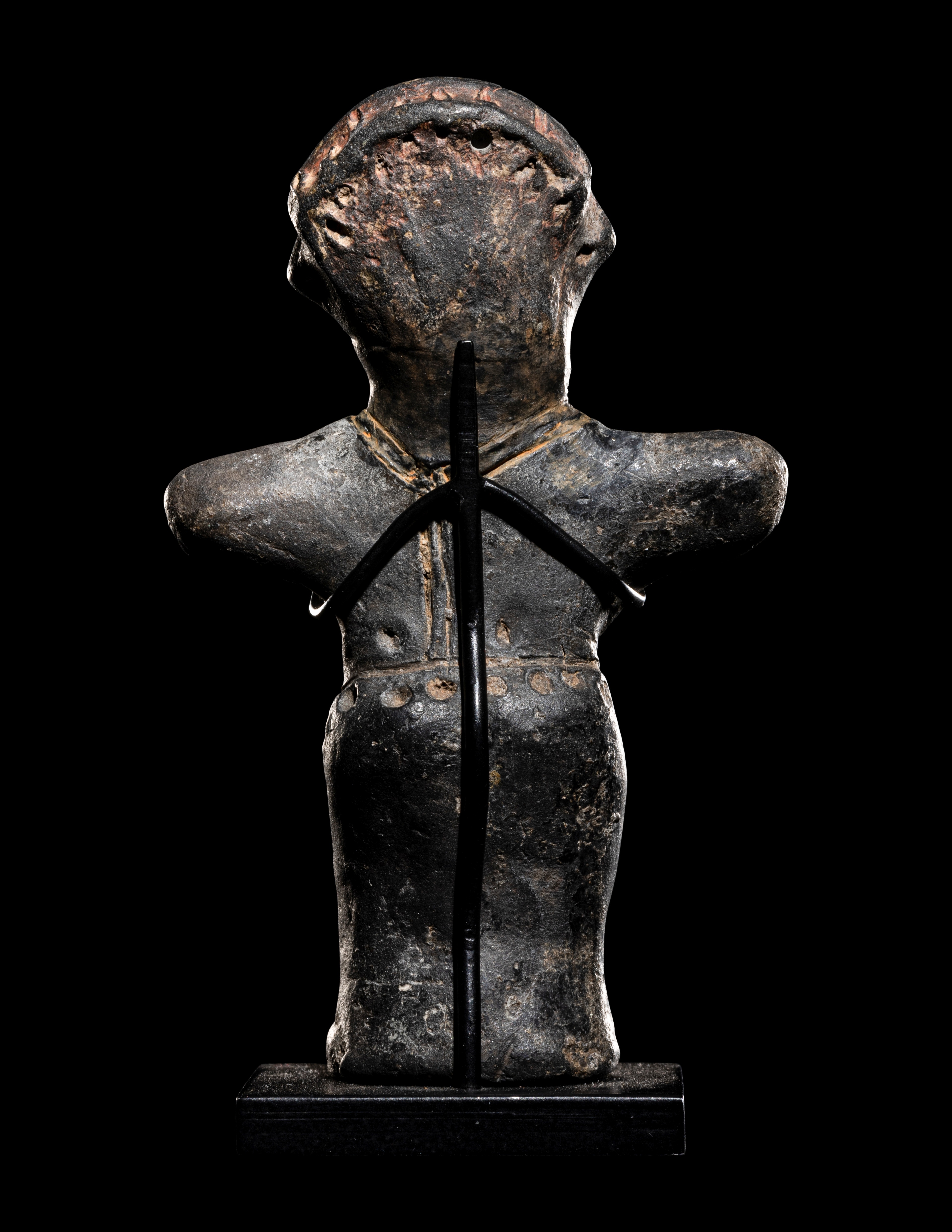 A VinÄa Terracotta Female Figure  Height 4 inches (10.4 cm). - Image 11 of 12