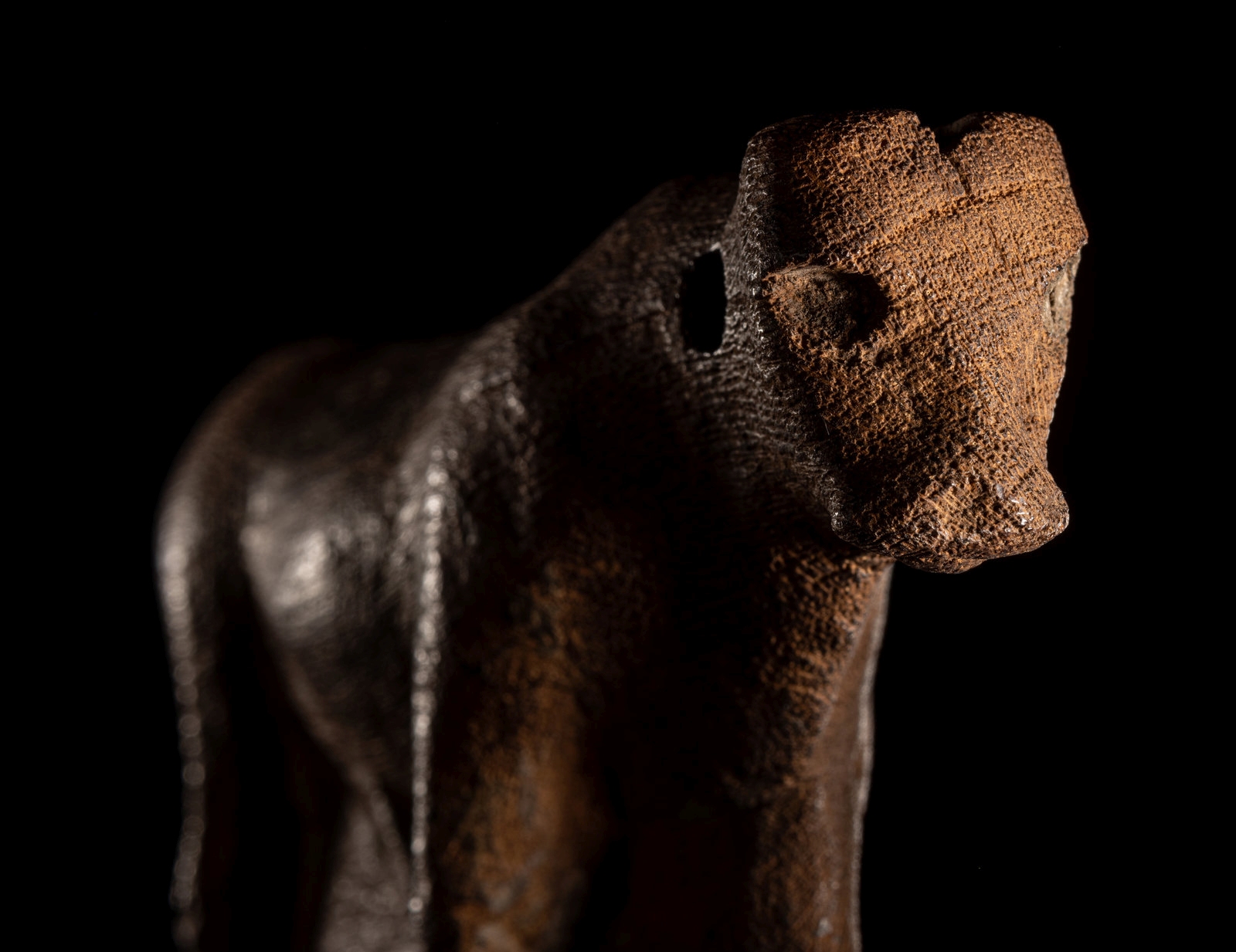An Egyptian Wood Apis Bull Length 4 1/4 Inches (10.8 cm). - Image 3 of 4