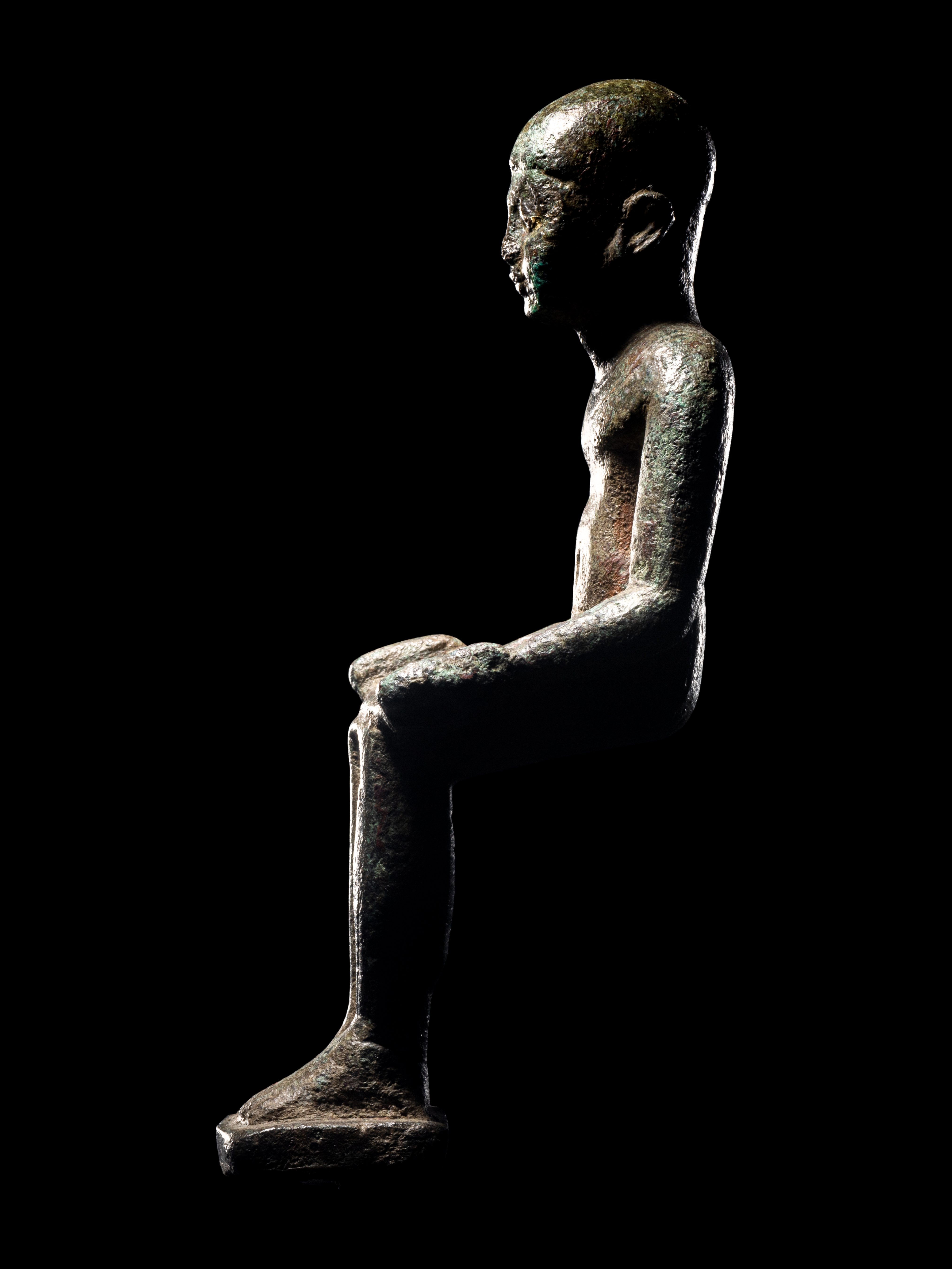 An Egyptian Bronze Imhotep with Silver Inlaid Eyes Height 4 1/4 inches (11 cm). - Image 3 of 4