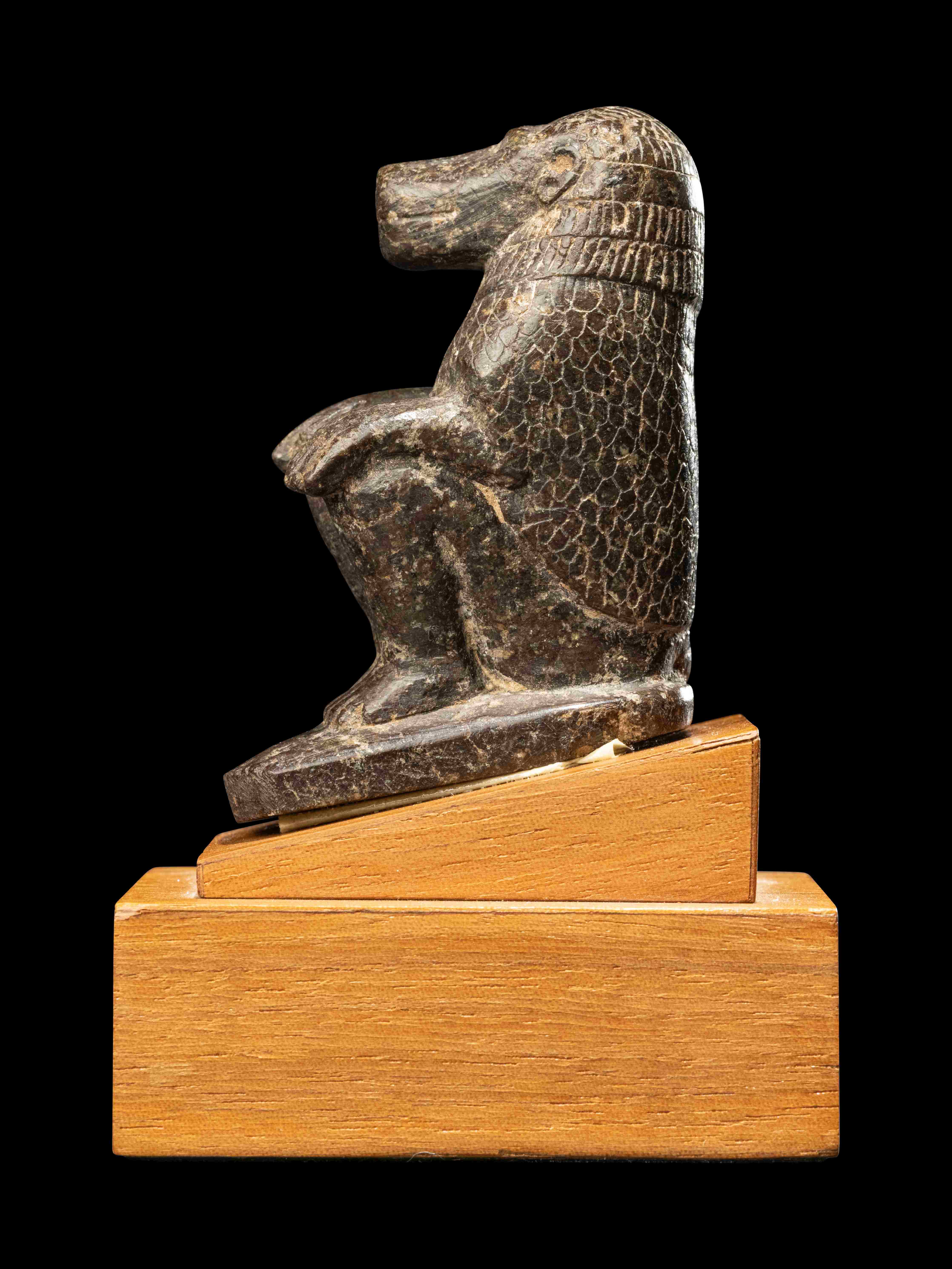 An Egyptian Serpentine Baboon Height 2 3/4 inches (7 cm). - Image 2 of 5