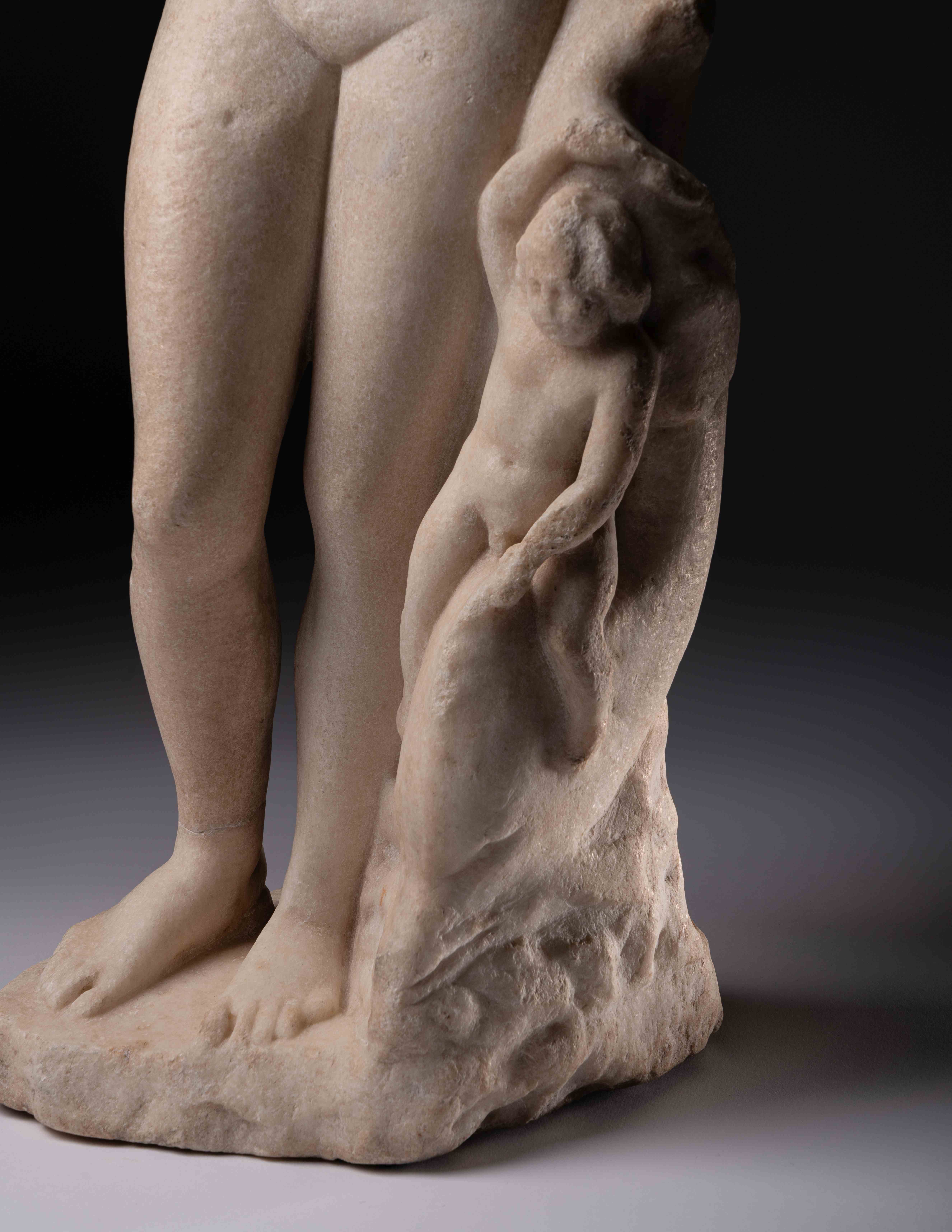 A Roman Marble Venus Height 26 1/2 inches (67.31 cm). - Image 9 of 9
