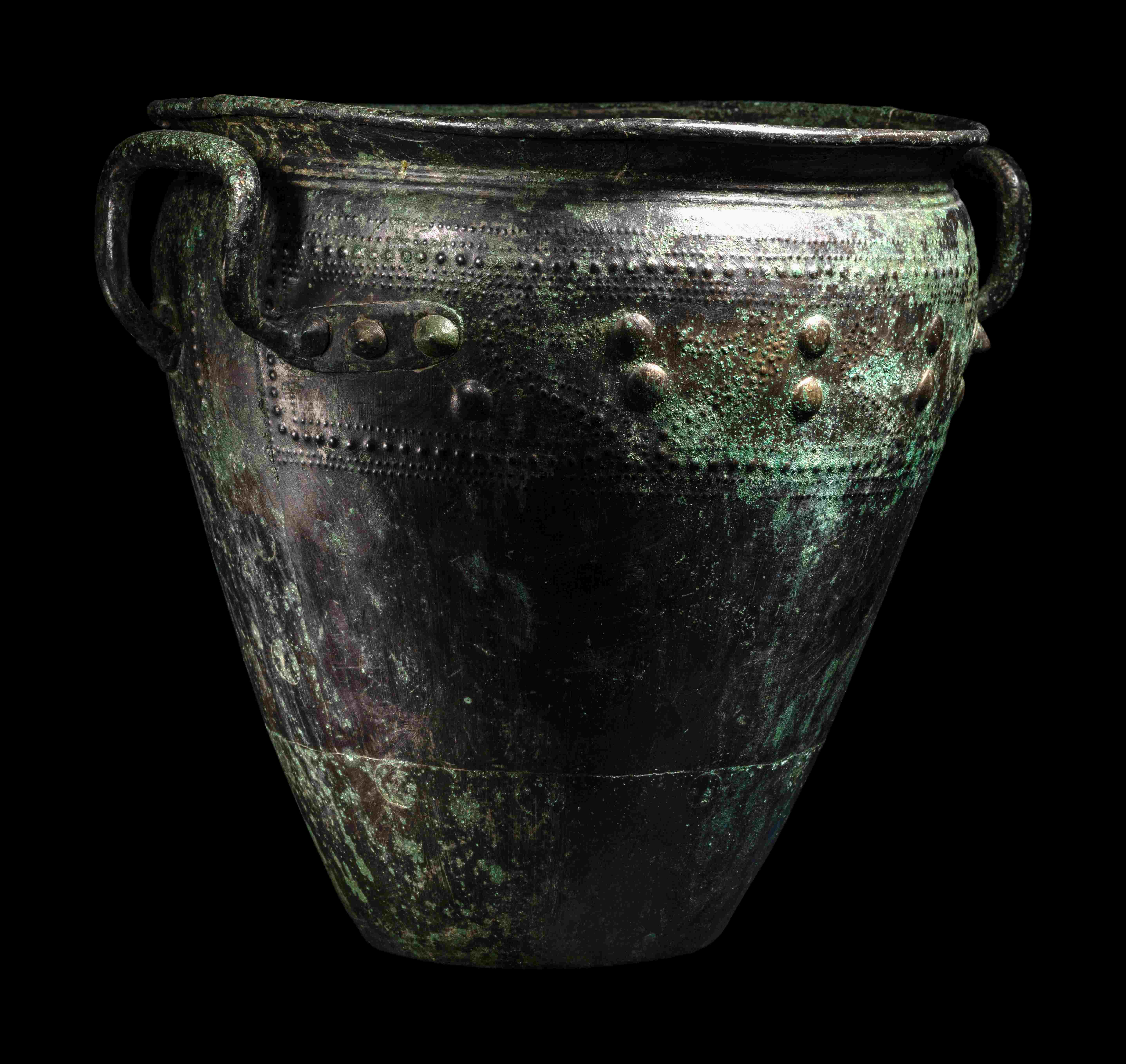 A Hallstatt Bronze Situla Height 11 inches (27.9 cm). - Image 2 of 10