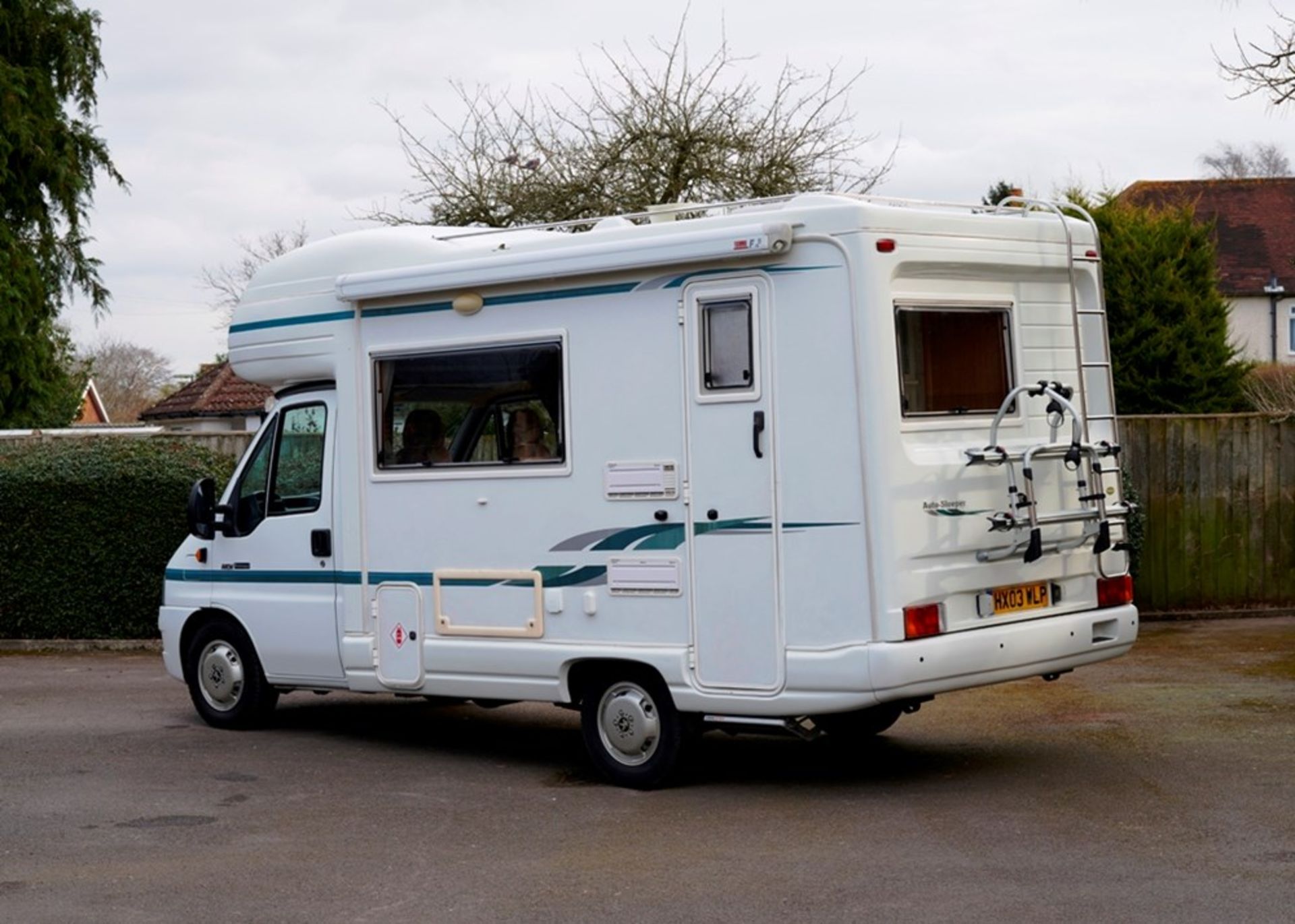 2003 Peugeot Boxer 330 Motorhome - Image 4 of 9