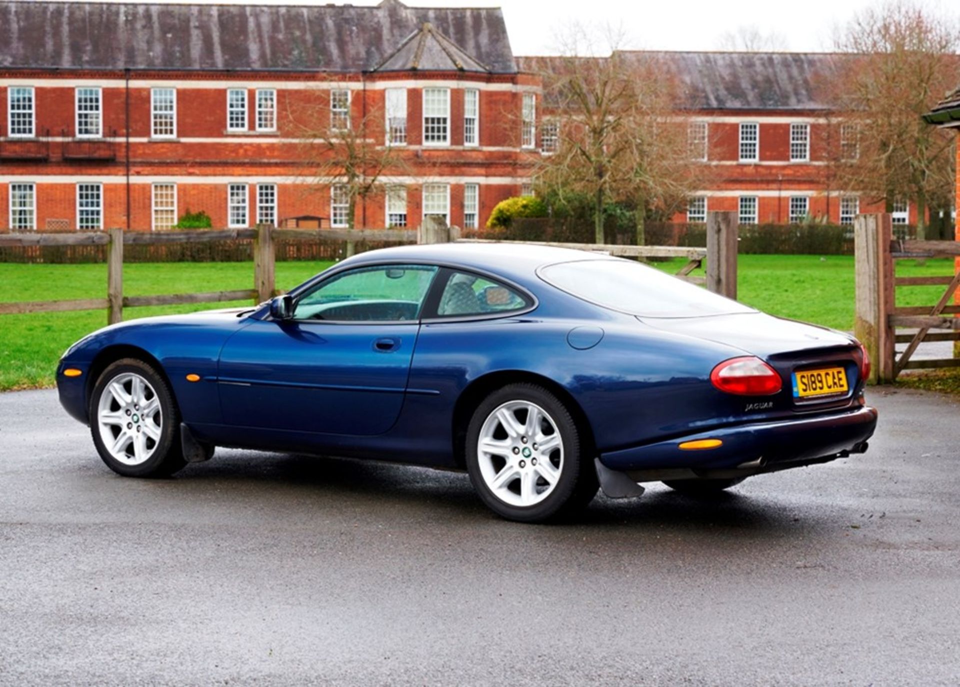 1998 Jaguar XK8 Coupé - Image 4 of 9