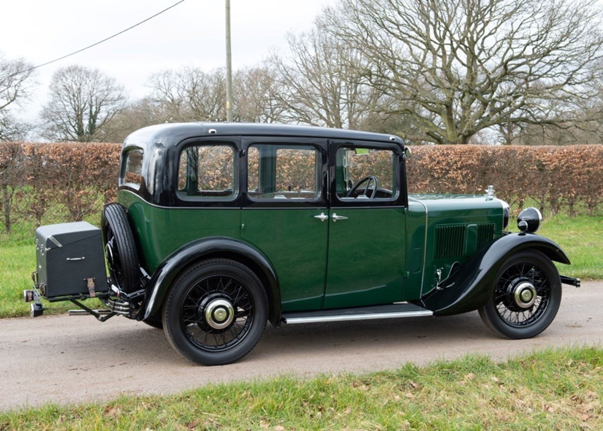 1933 Morris 10/4 Saloon