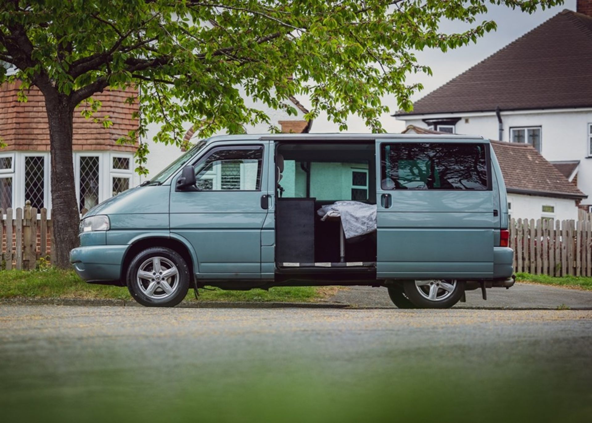 2000 Volkswagen Caravelle VR6 Camper - Image 5 of 9