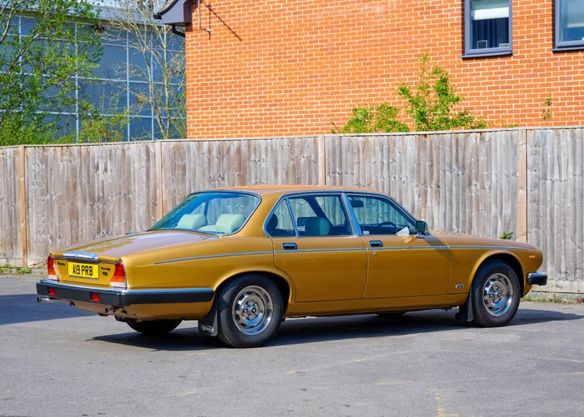 1983 Daimler Sovereign Series III (4.2 litre) - Image 2 of 9