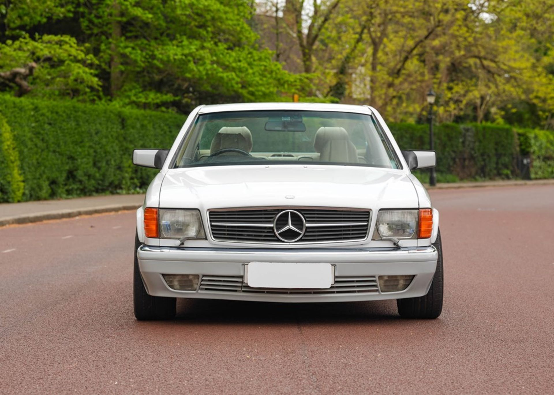 1990 Mercedes-Benz 1000/560 SEC - Image 6 of 9