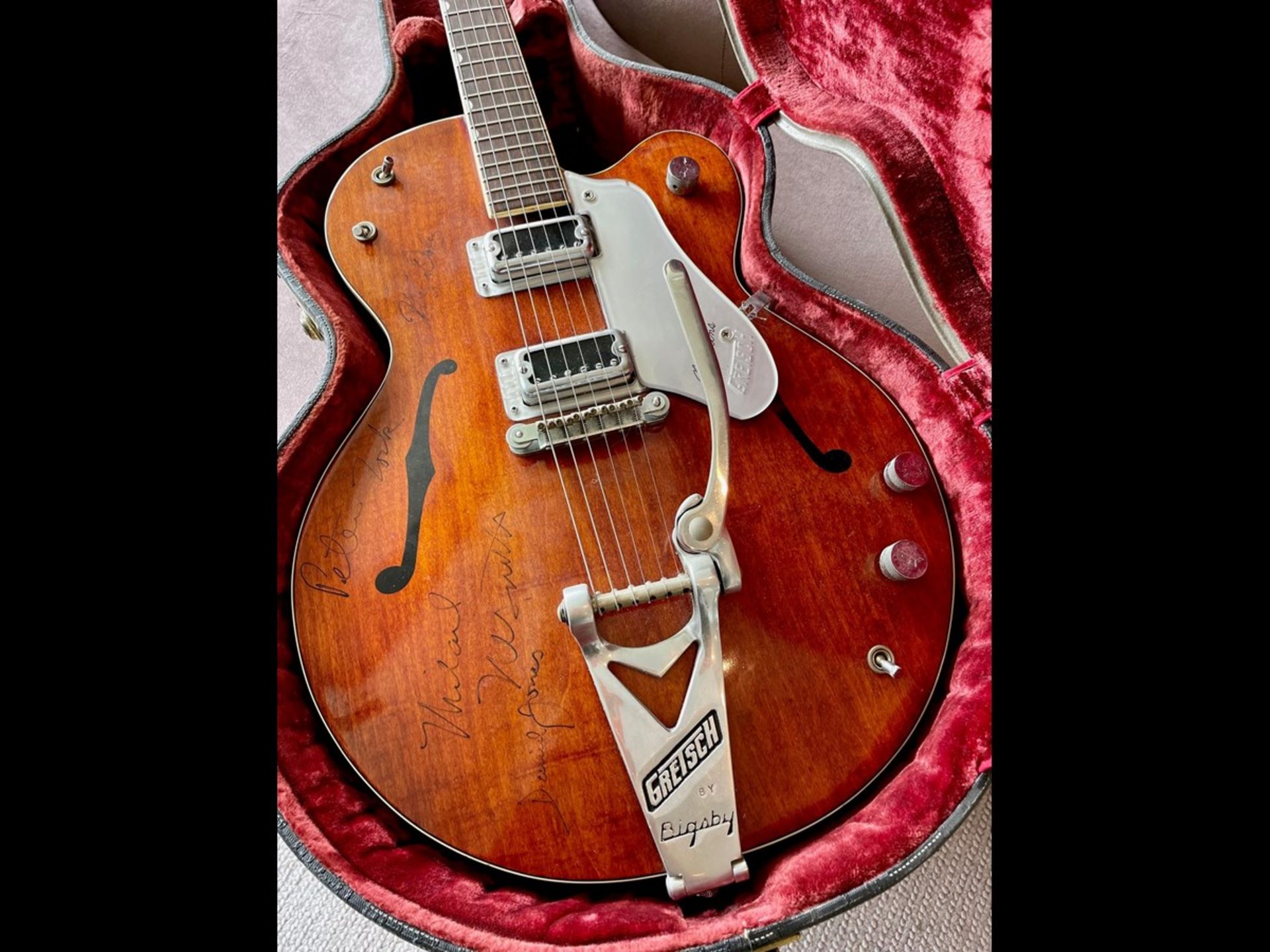 Country Gentleman Guitar by Gretsch Company - Image 4 of 5