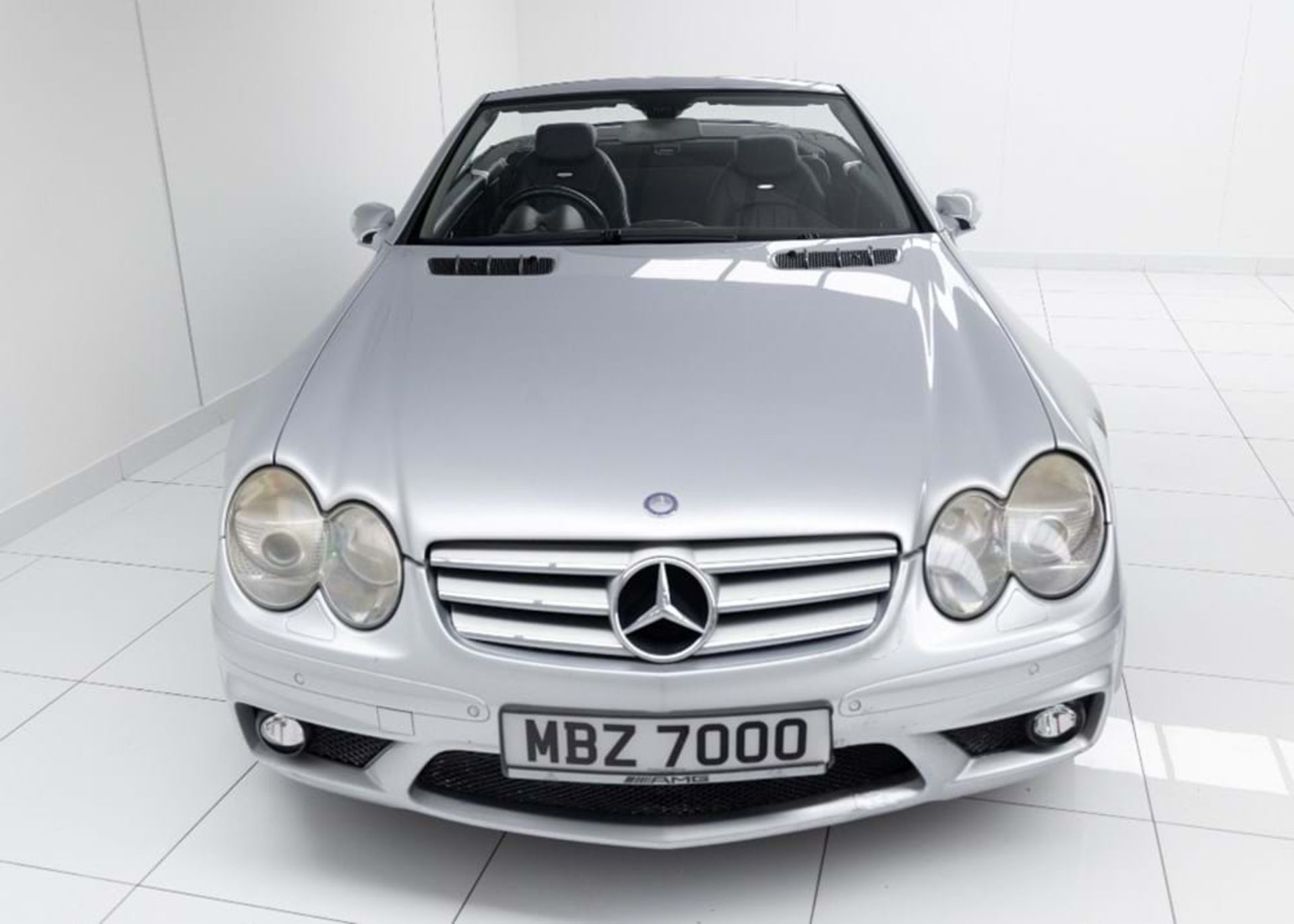 2006 Mercedes-Benz SL55 AMG F1 Performance Package - Image 5 of 9