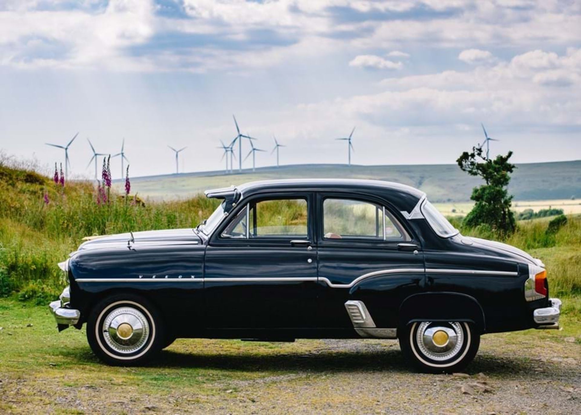 1957 Vauxhall Velox - Image 3 of 9