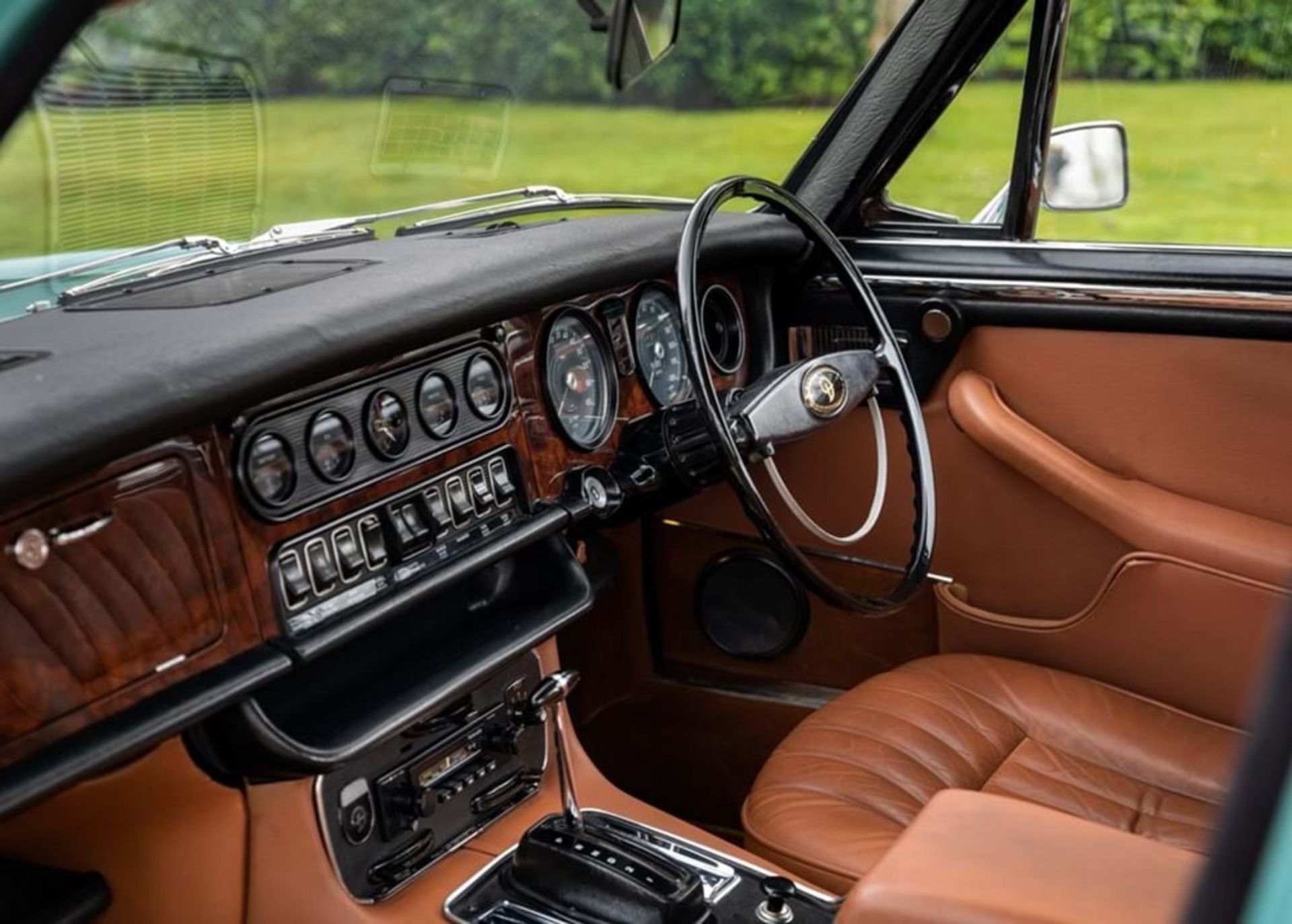 1973 Daimler Sovereign 2.8 Series I - Image 3 of 9