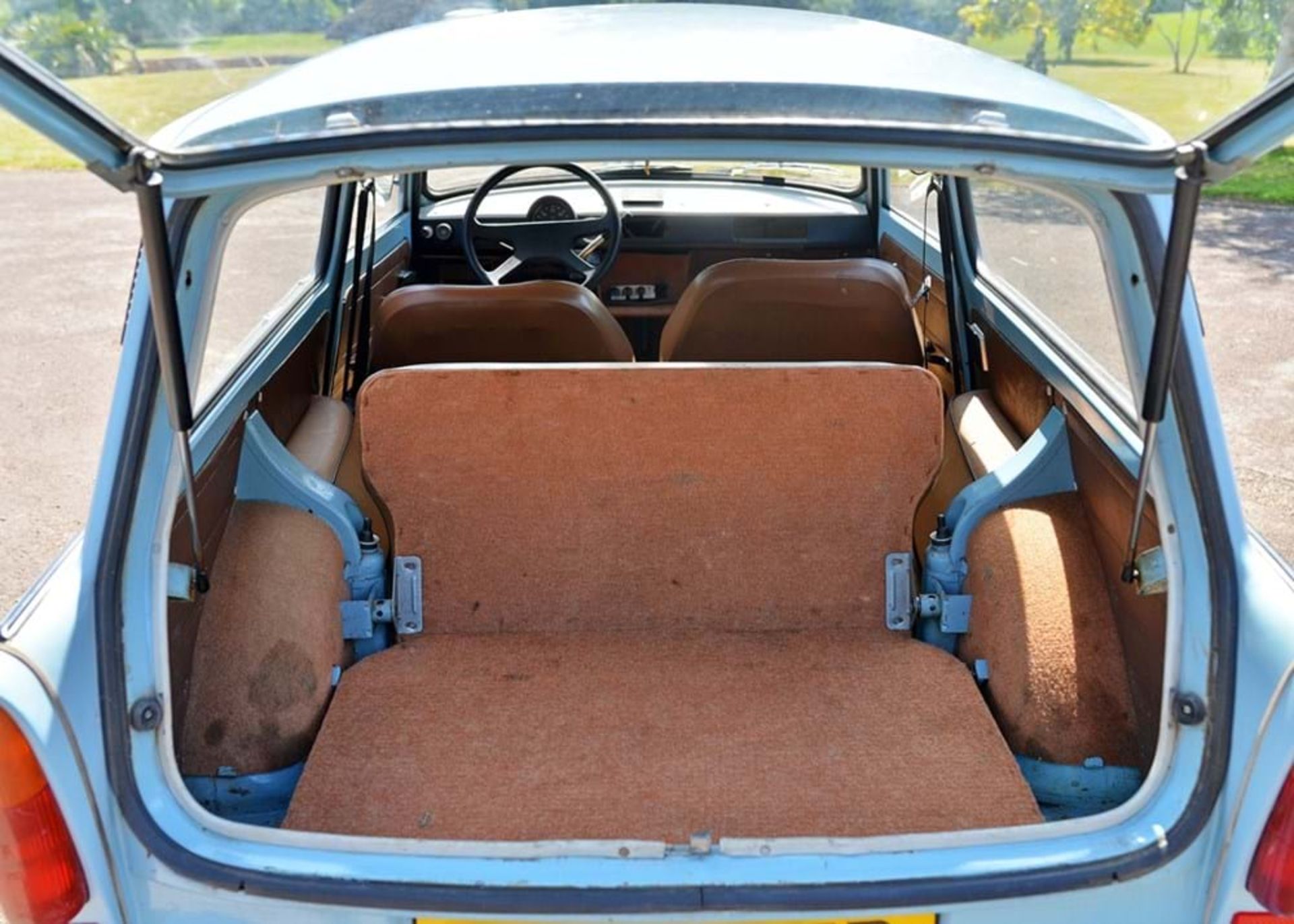 1986 Trabant P601 Kombi Estate - Image 7 of 9