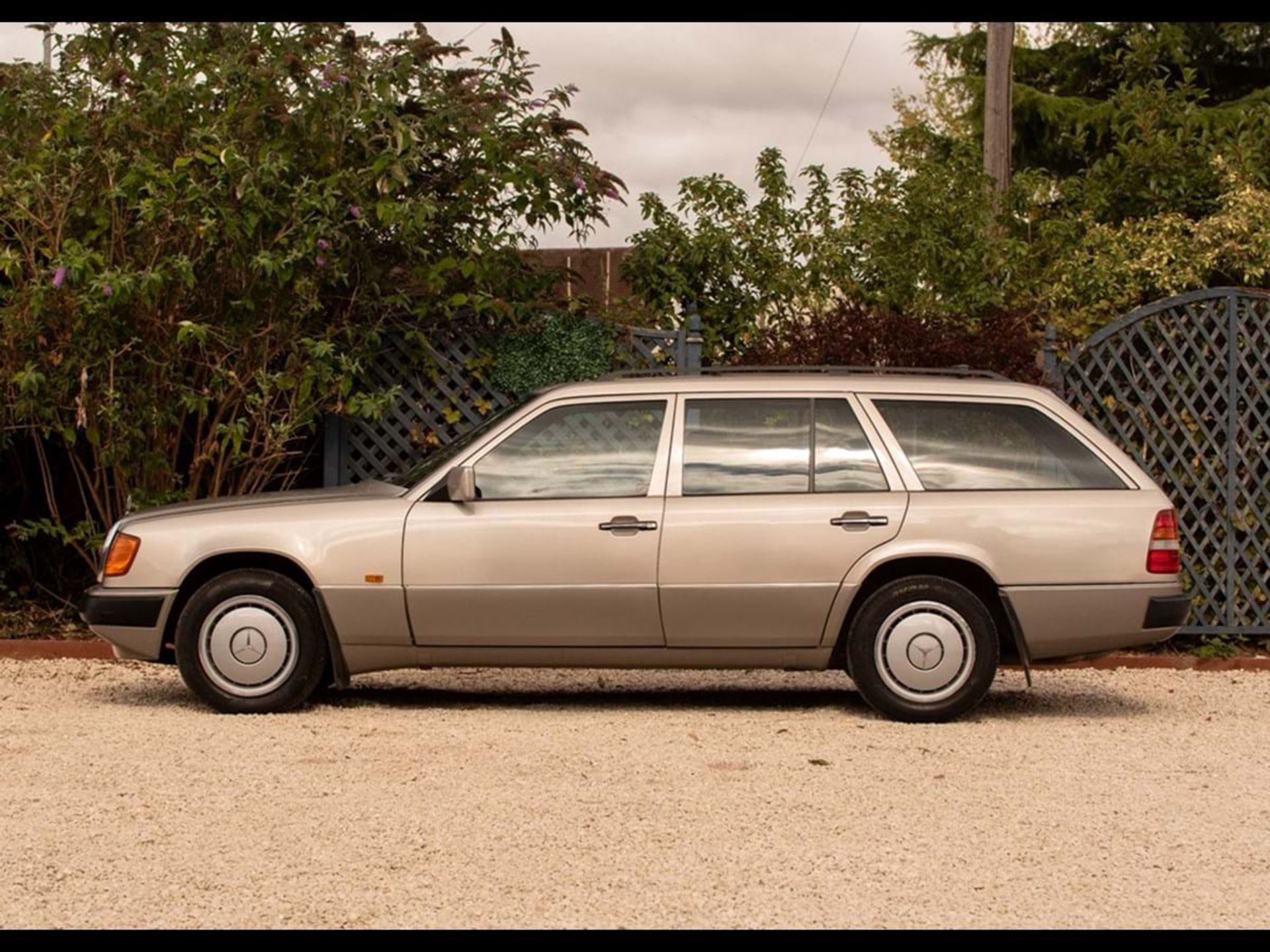 1989 Mercedes-Benz 230TE - Image 6 of 21