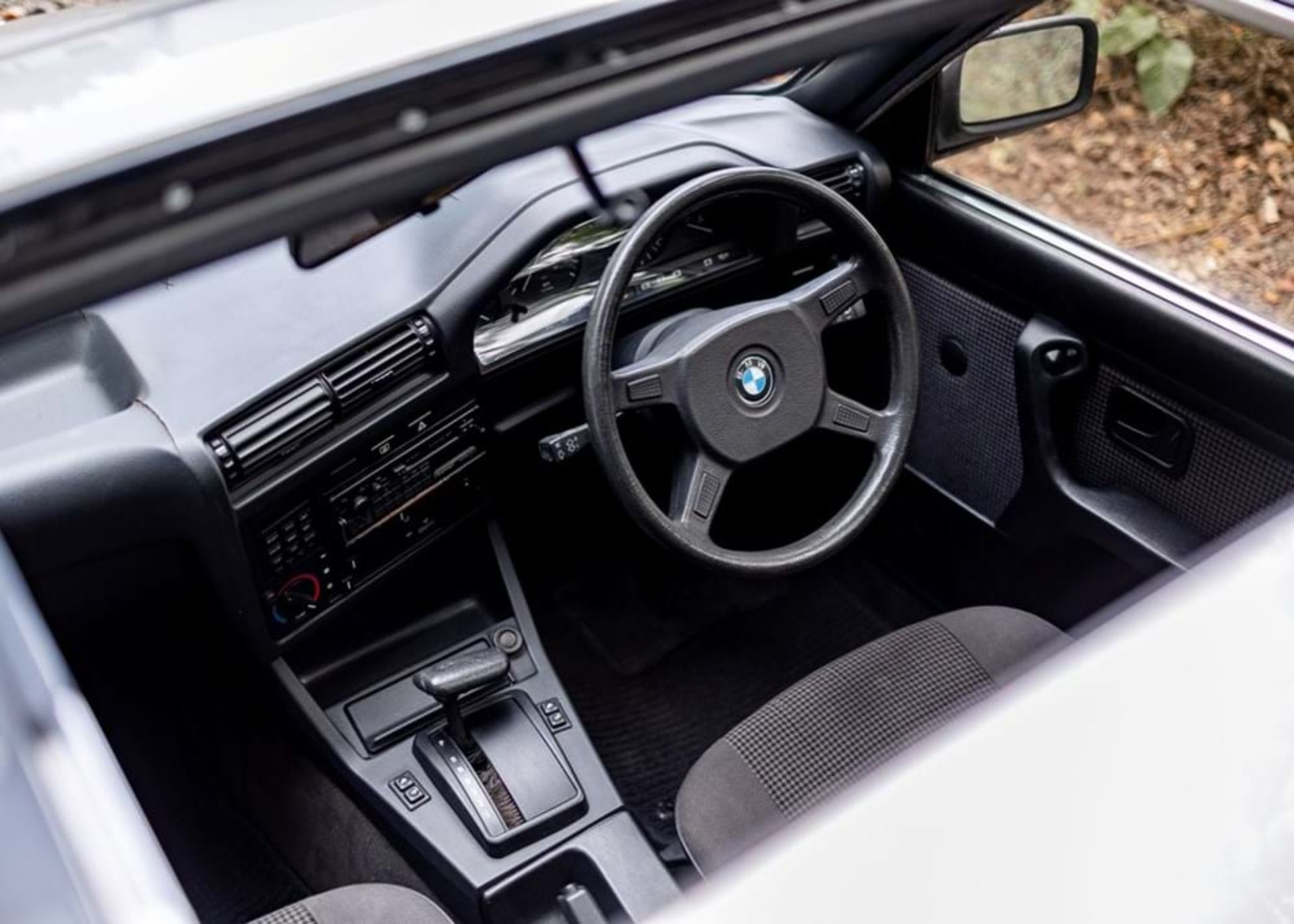1986 BMW 320i - Image 7 of 12