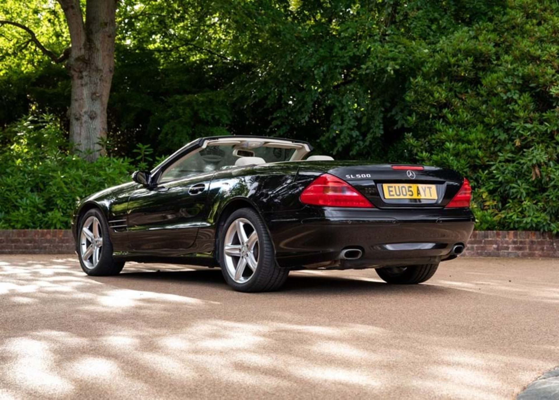 2005 Mercedes-Benz SL500 - Image 3 of 16