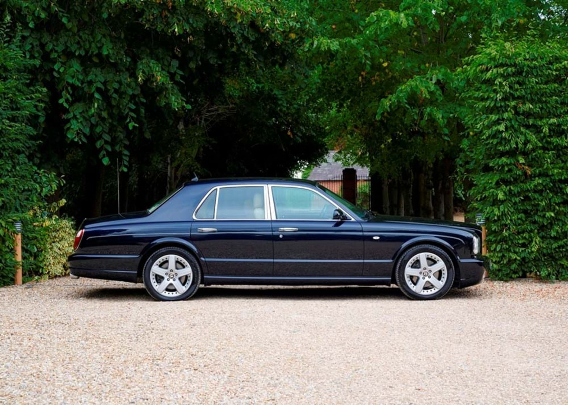 2001 Bentley Arnage T - Image 2 of 11