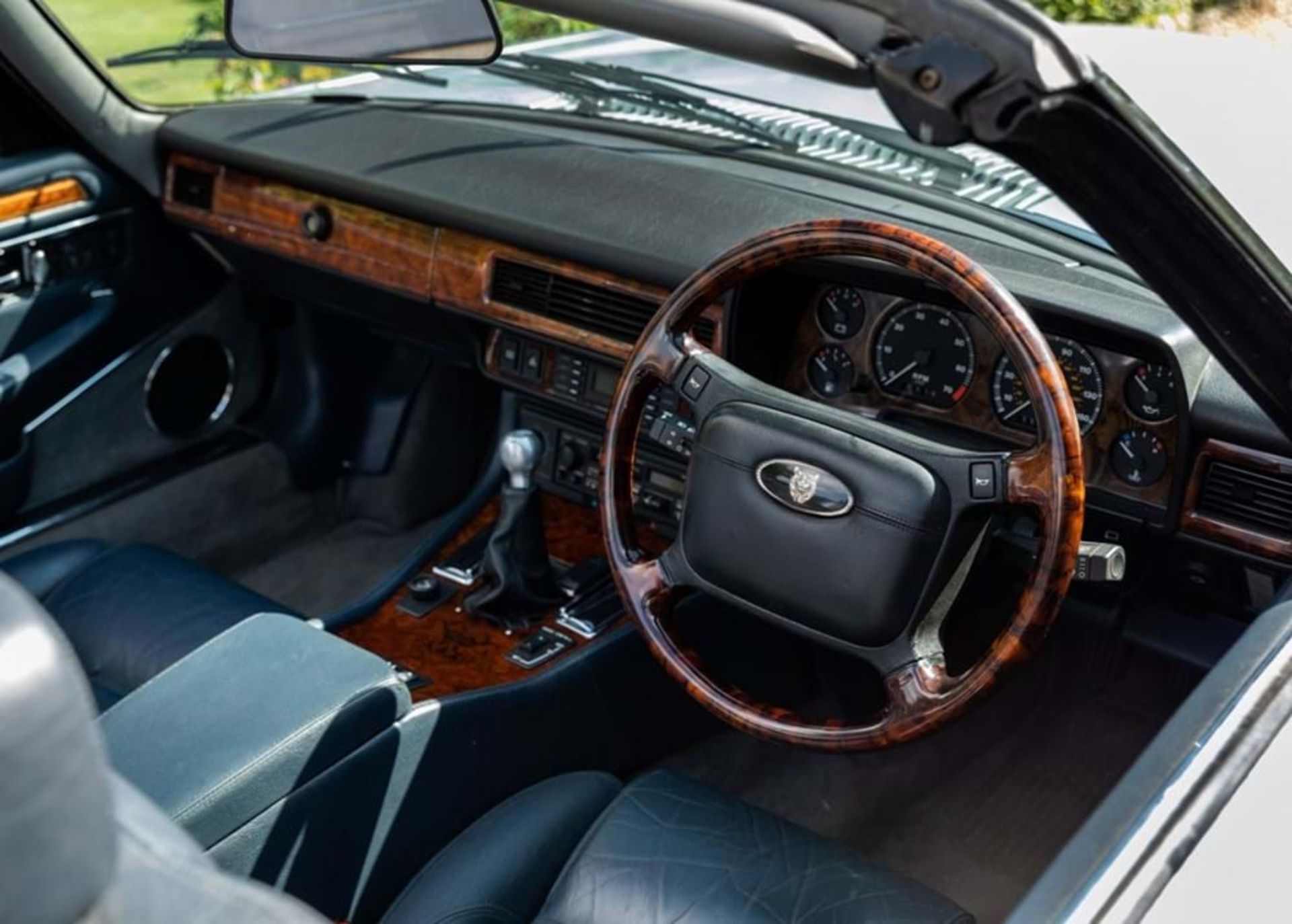 1991 Jaguar XJS V12 Convertible - Image 5 of 8