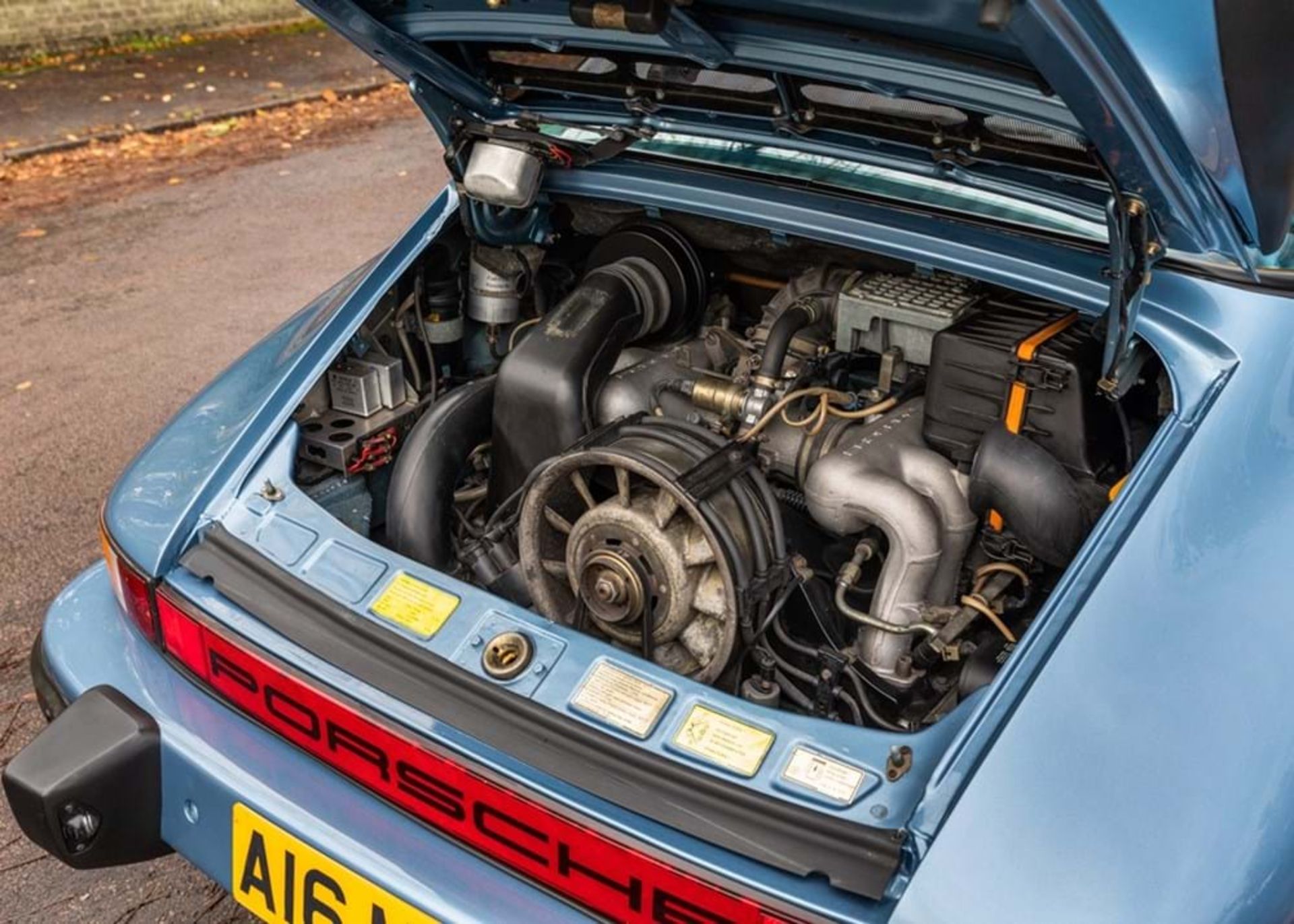 1986 Porsche 911 Carrera Sport Targa (3.2 litre) - Image 5 of 10