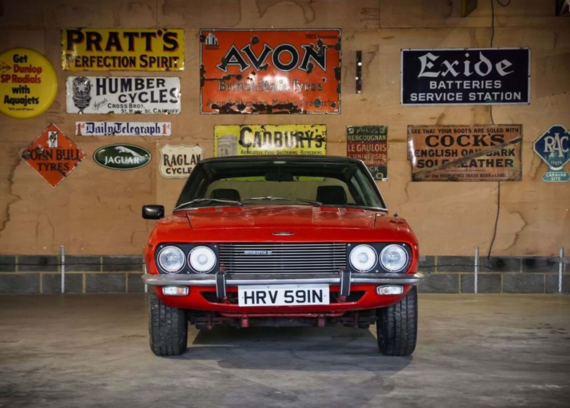 1974 Jensen Interceptor Mk. III - Image 6 of 10