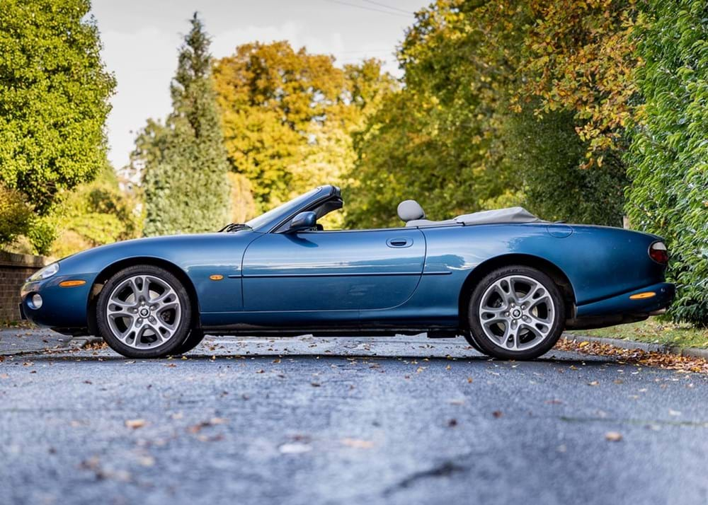 2003 Jaguar XK8 Convertible - Image 2 of 11