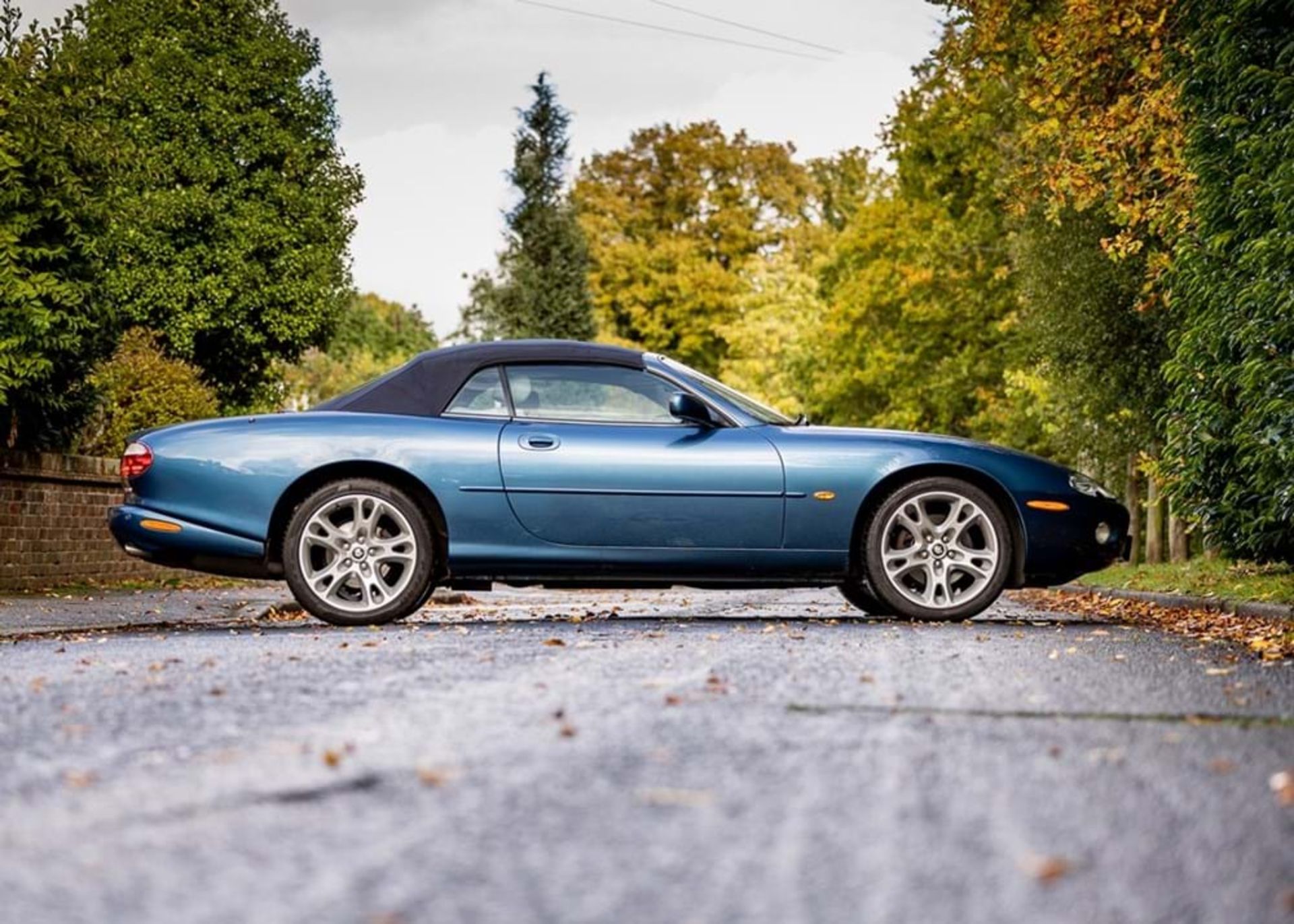 2003 Jaguar XK8 Convertible - Image 3 of 11