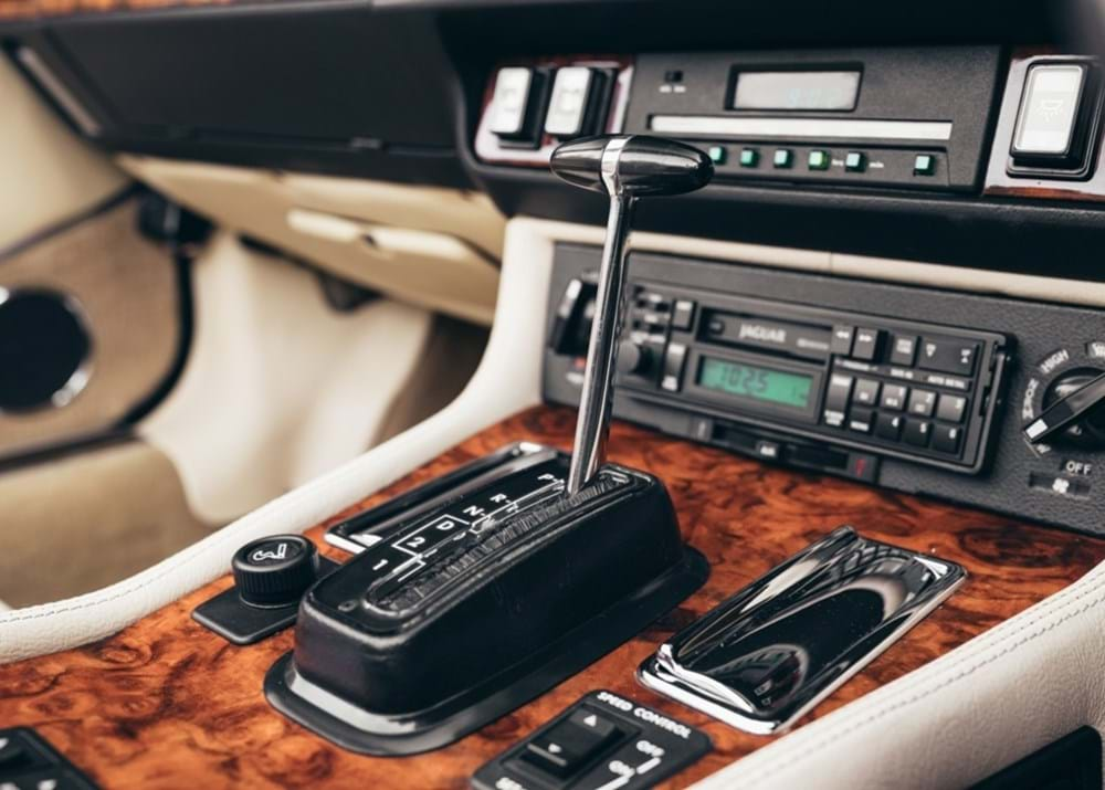 1990 Jaguar XJS Convertible - Image 9 of 10