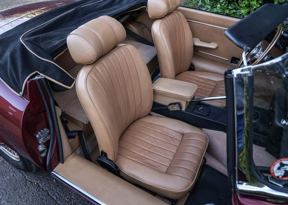 1974 Jaguar E-Type Series III Roadster - Image 8 of 10