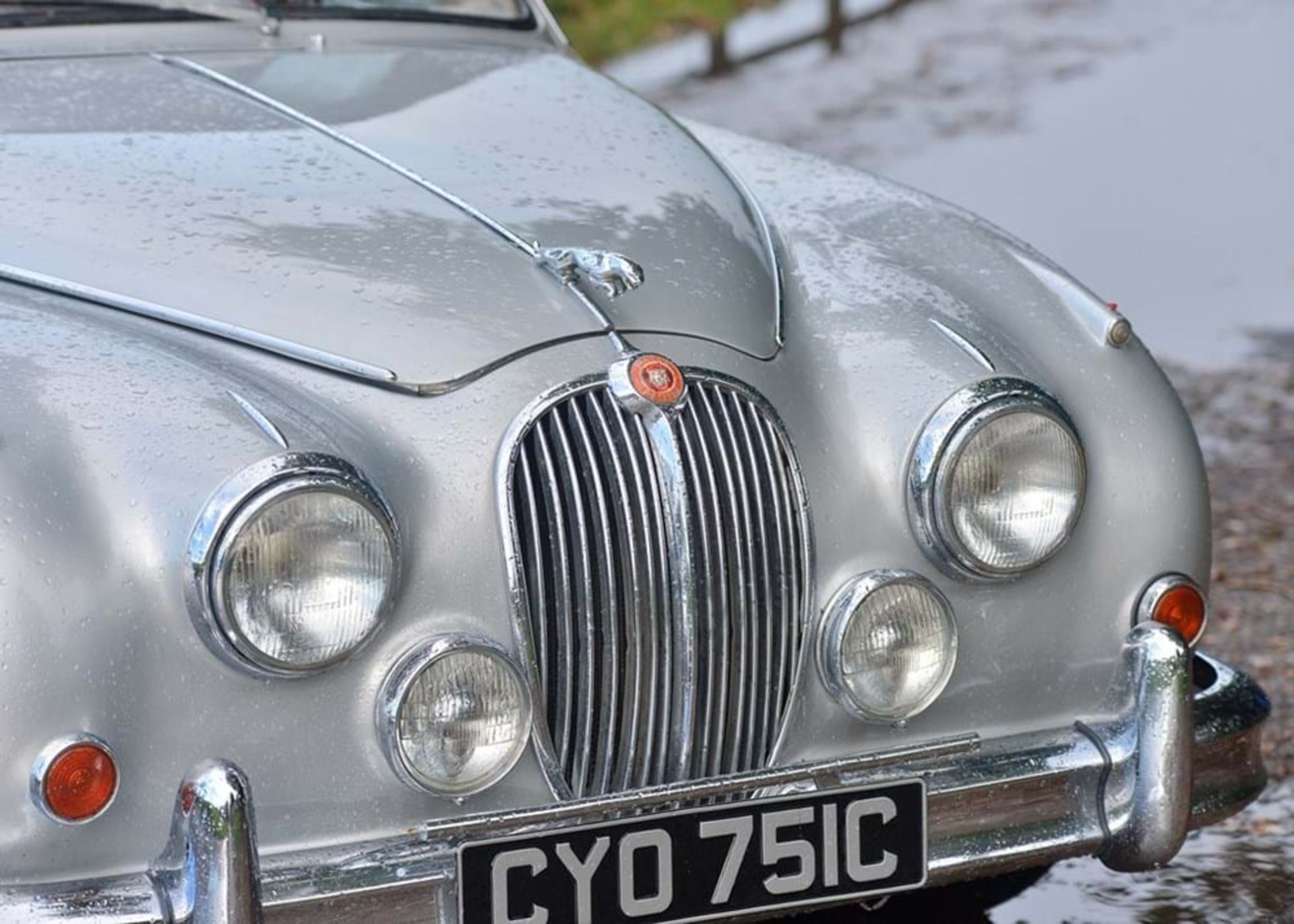 1965 Jaguar Mk. II (3.4 Litre) - Image 8 of 10