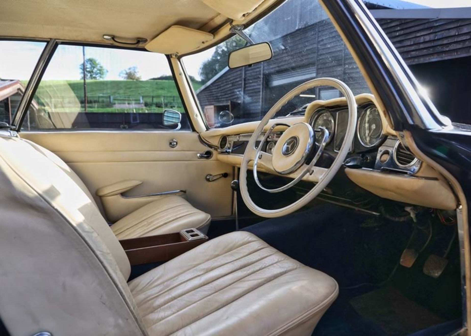 1964 Mercedes-Benz 230 SL - Image 4 of 10