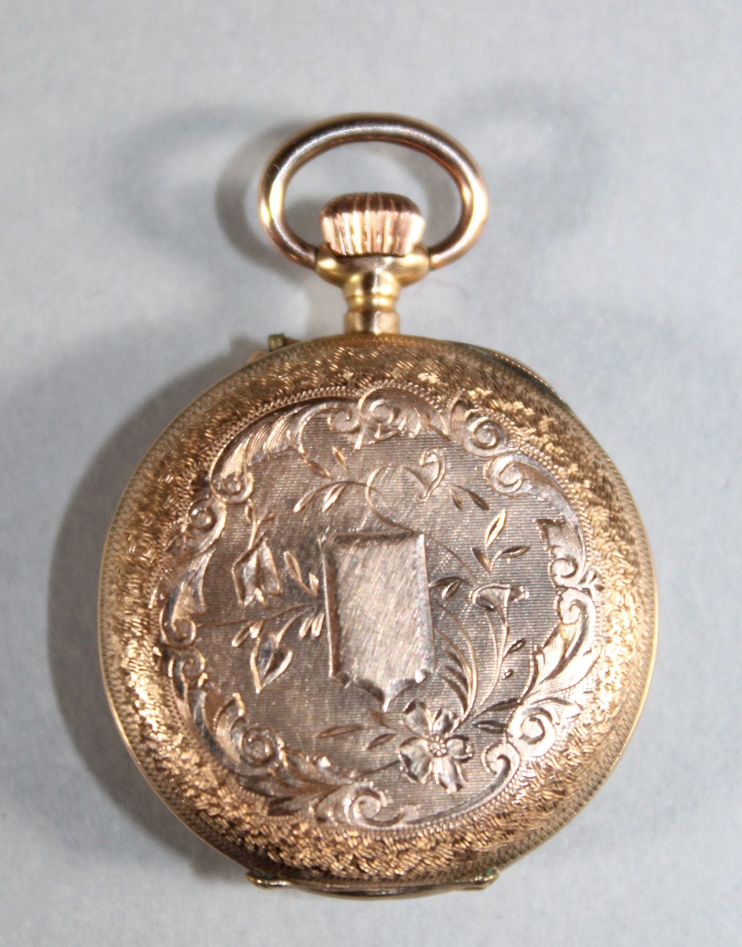1 kleine Damen-Taschenuhr 14kt.Rg (585/000), weißes Zifferblatt mit schwarzen römischen Ziffern, - Bild 2 aus 4