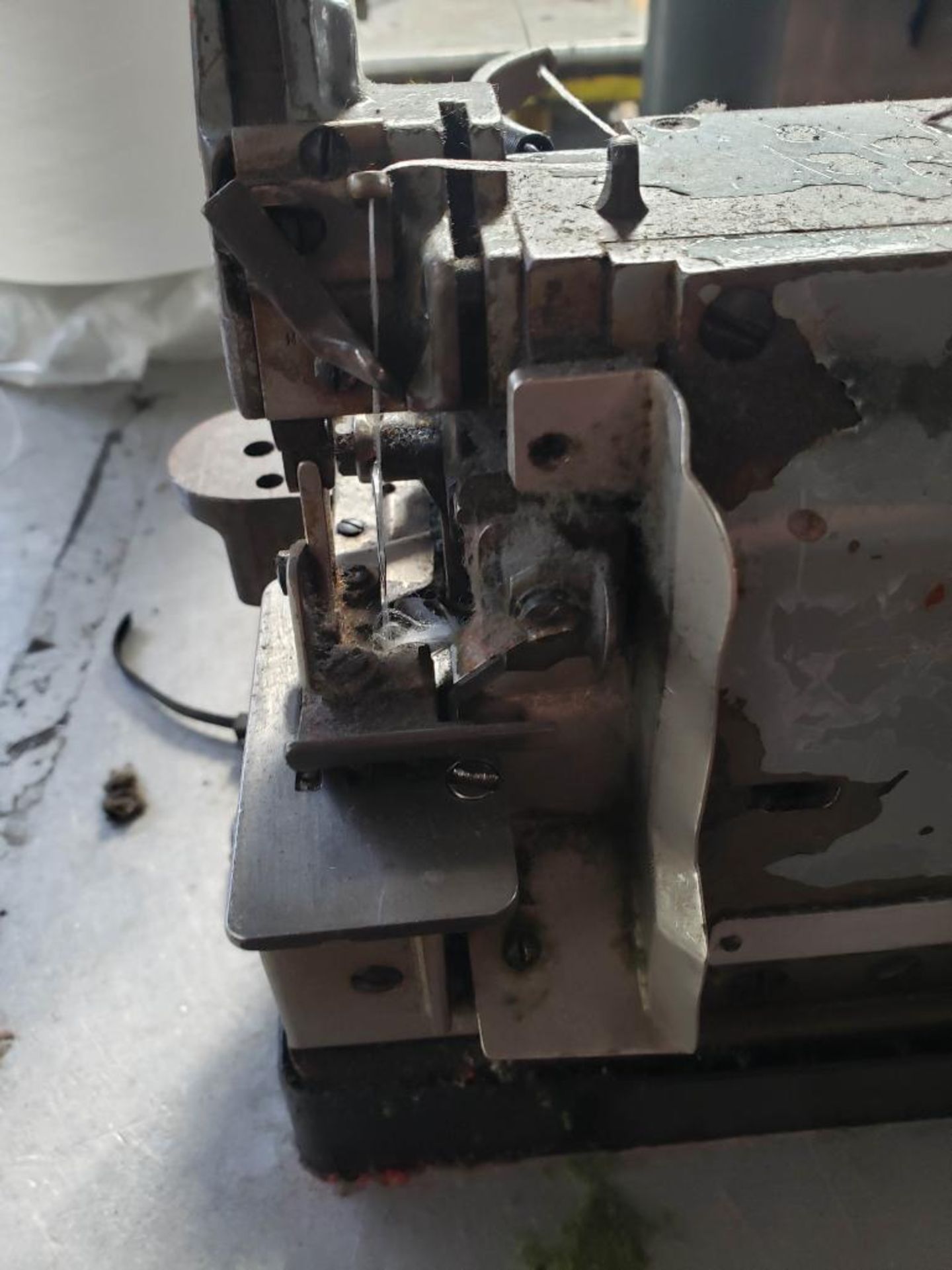 Merrow Sewing Machine, Mdl: 70-D3B-2, S/N: 241077 - Image 3 of 4