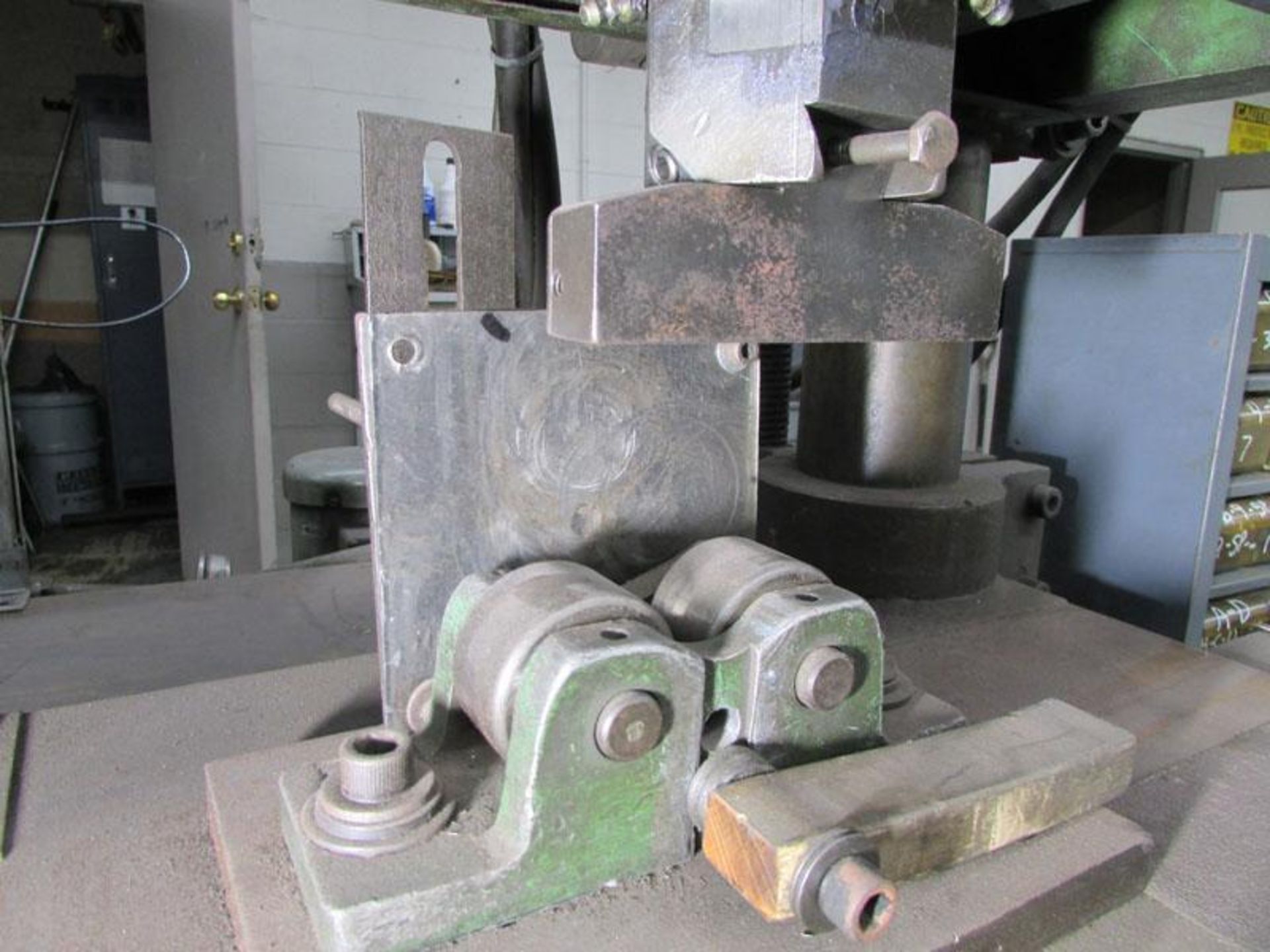 Matthews 2091 Indent-A-Mark Hydraulic Stamping Machine - Image 3 of 7
