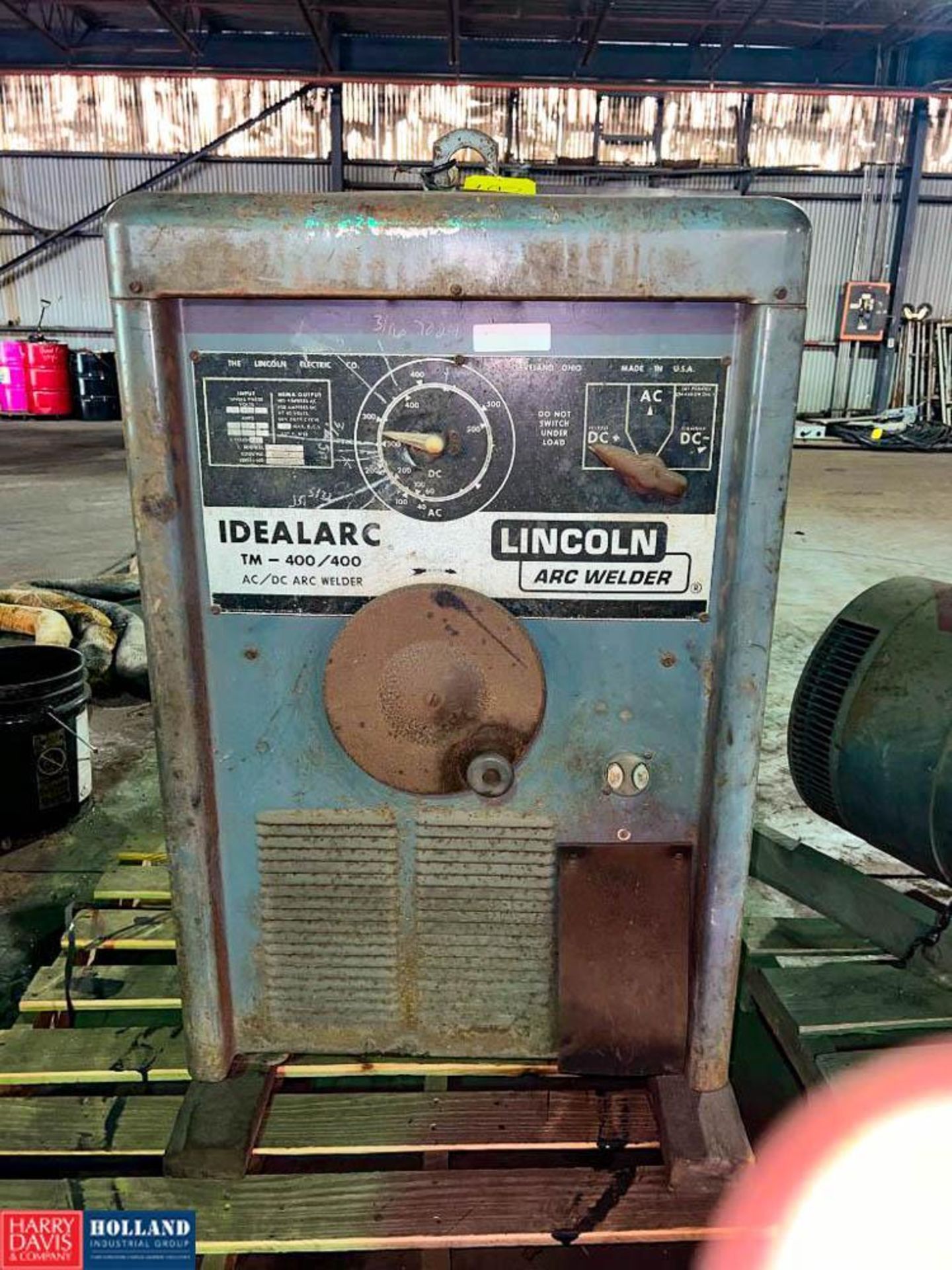 Lincoln Idealarc TM-400/400 Arc Welder