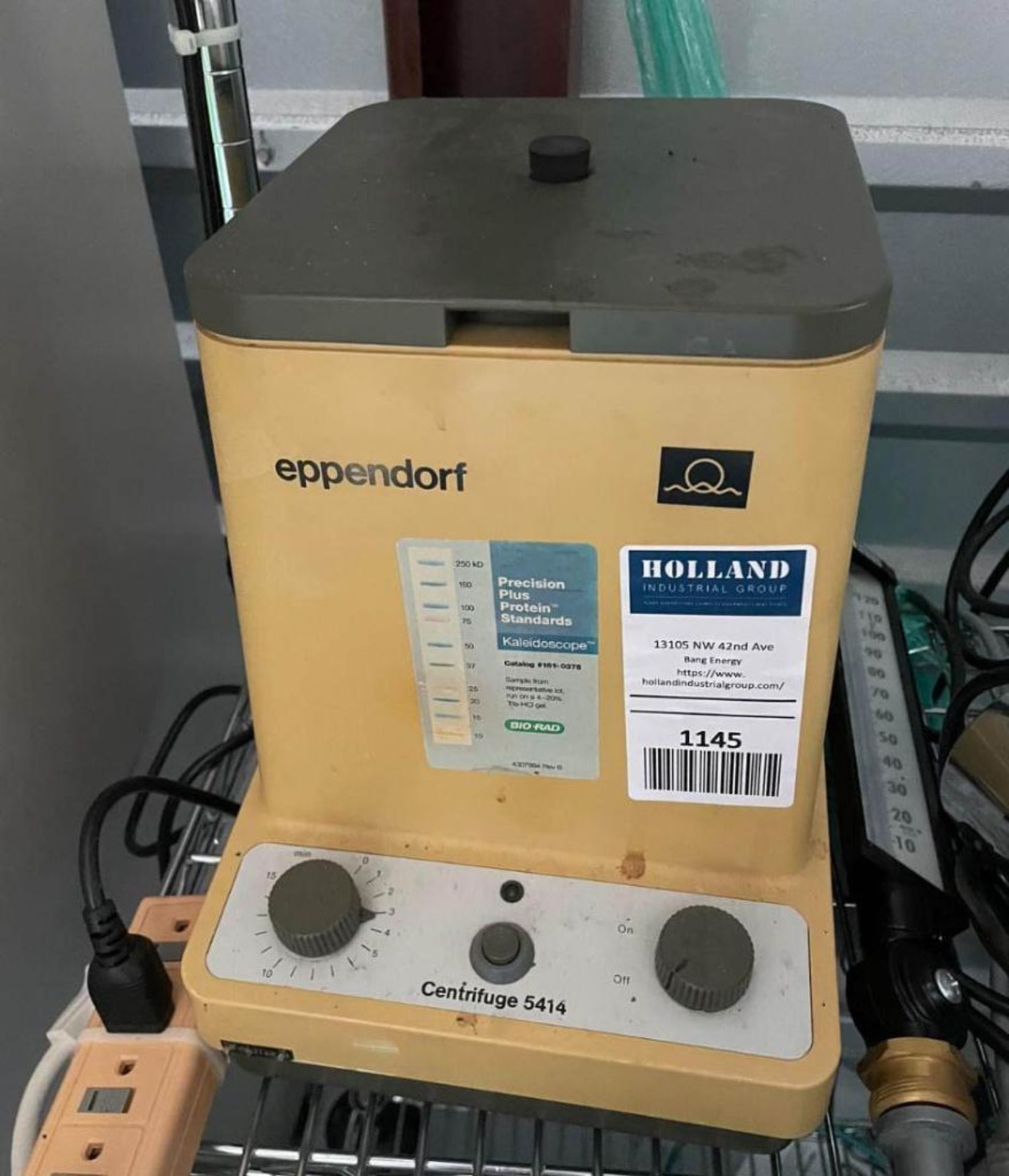 Eppendorf Centrifuge, Model: 5474. - Located At Surplus MGT. - Coral Springs