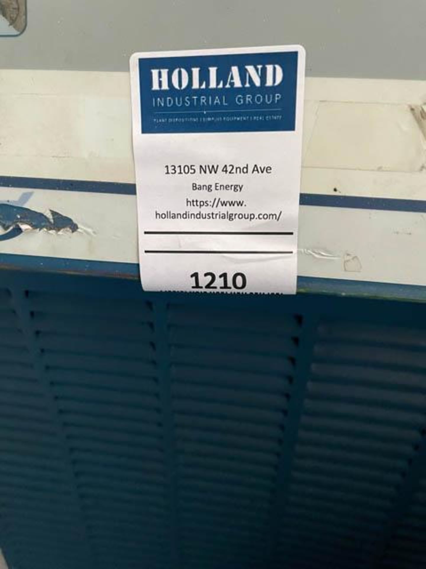 VWR - RV Chiller - Located At Surplus MGT. - Coral Springs - Image 2 of 3